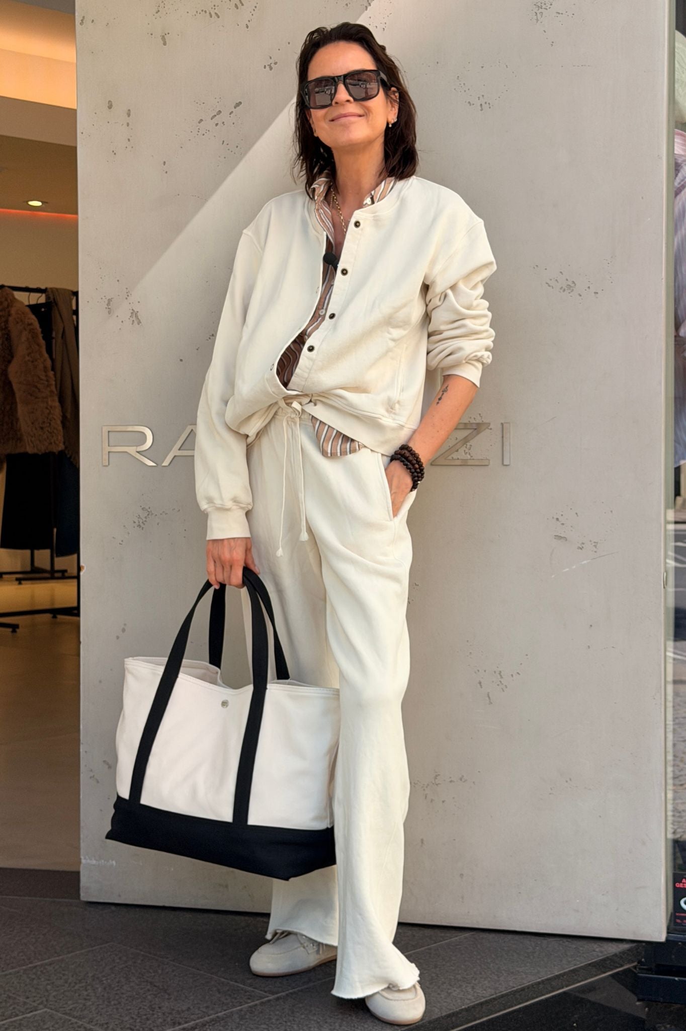 Off-Duty in Cream Grid 12