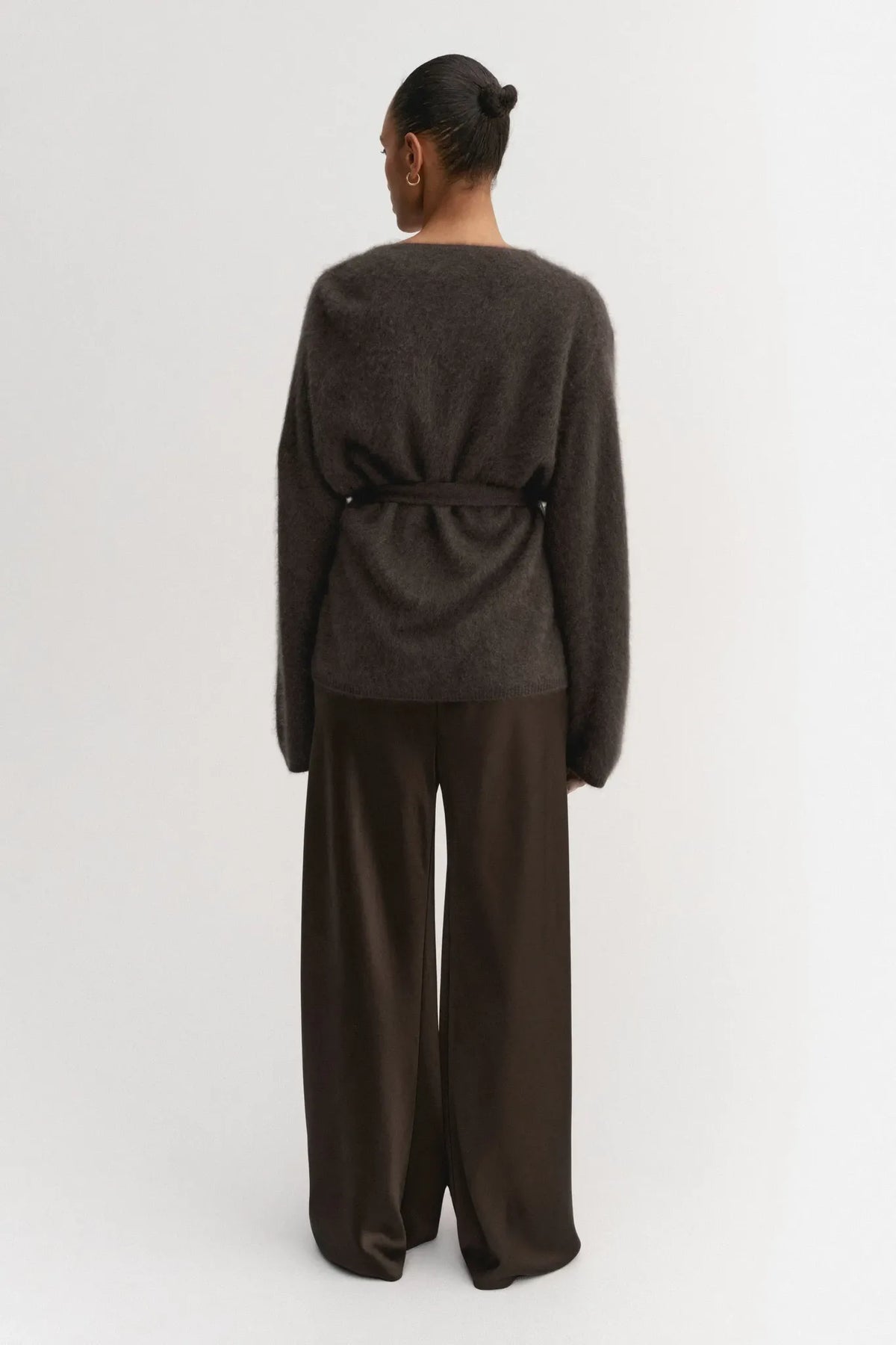 Cardigan Aria in Chocolate