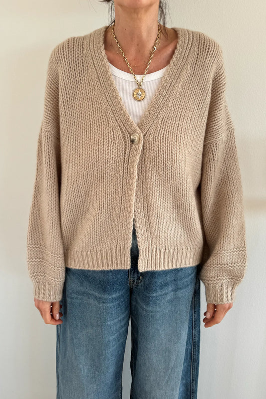 Cardigan V-Neck Ballon Sleeve in Mid Natural