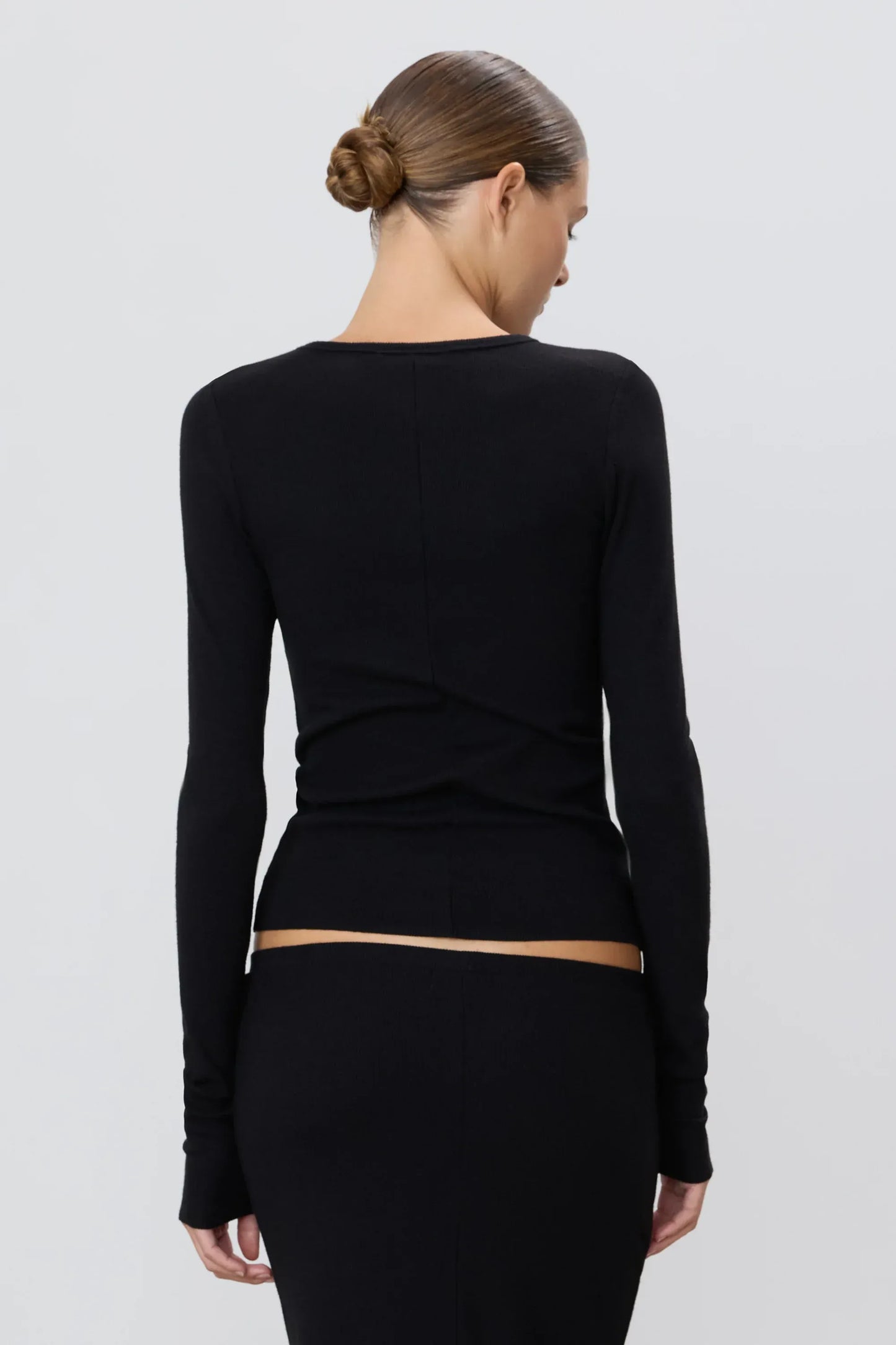 Longsleeve Fitted Top in Black
