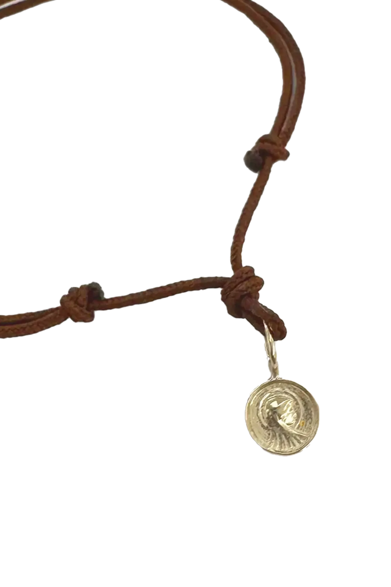 "Madone" pendant bracelet in 9K gold with brown leather strap