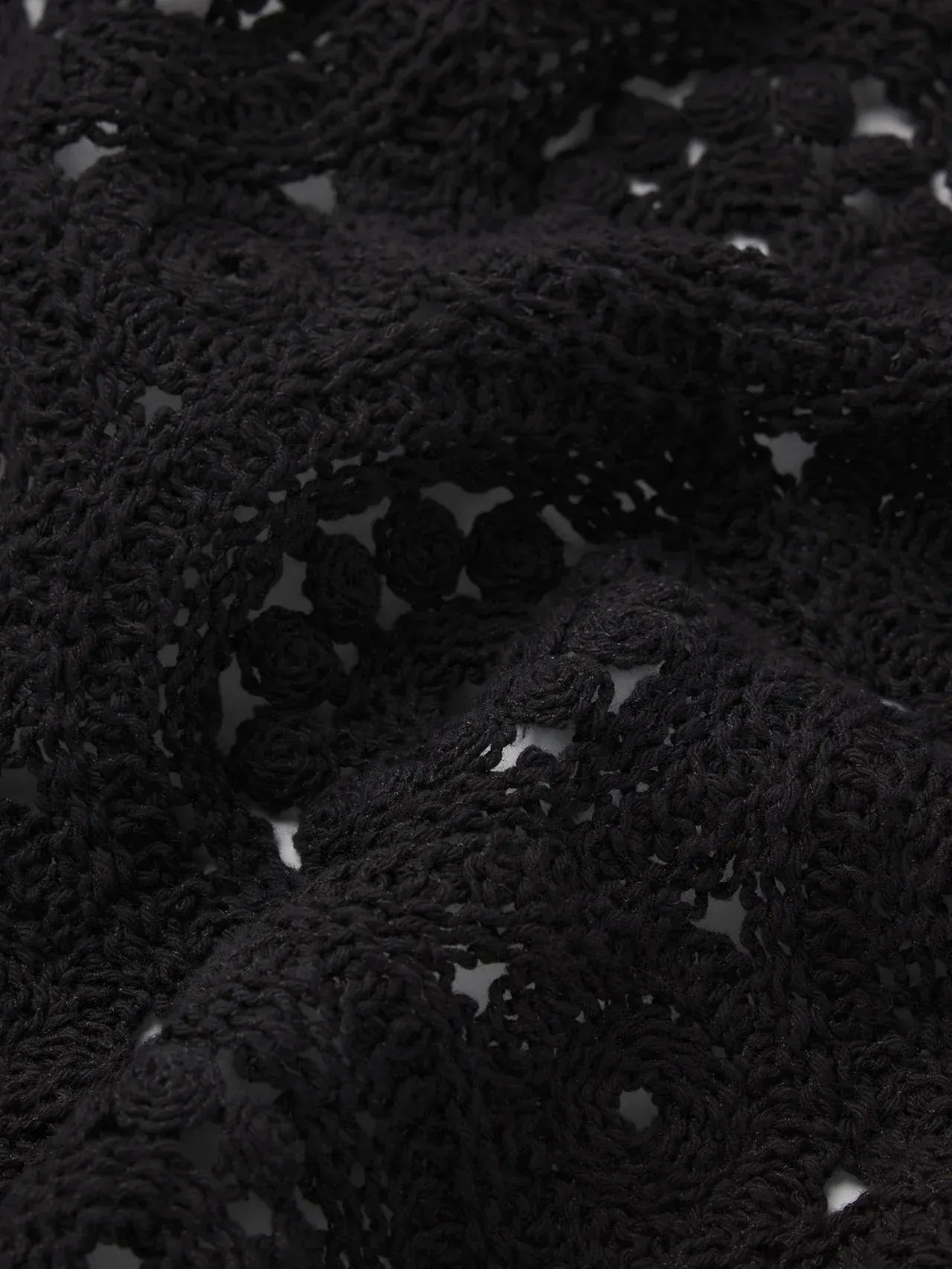 Kleid The Crochet Keyhole in Black