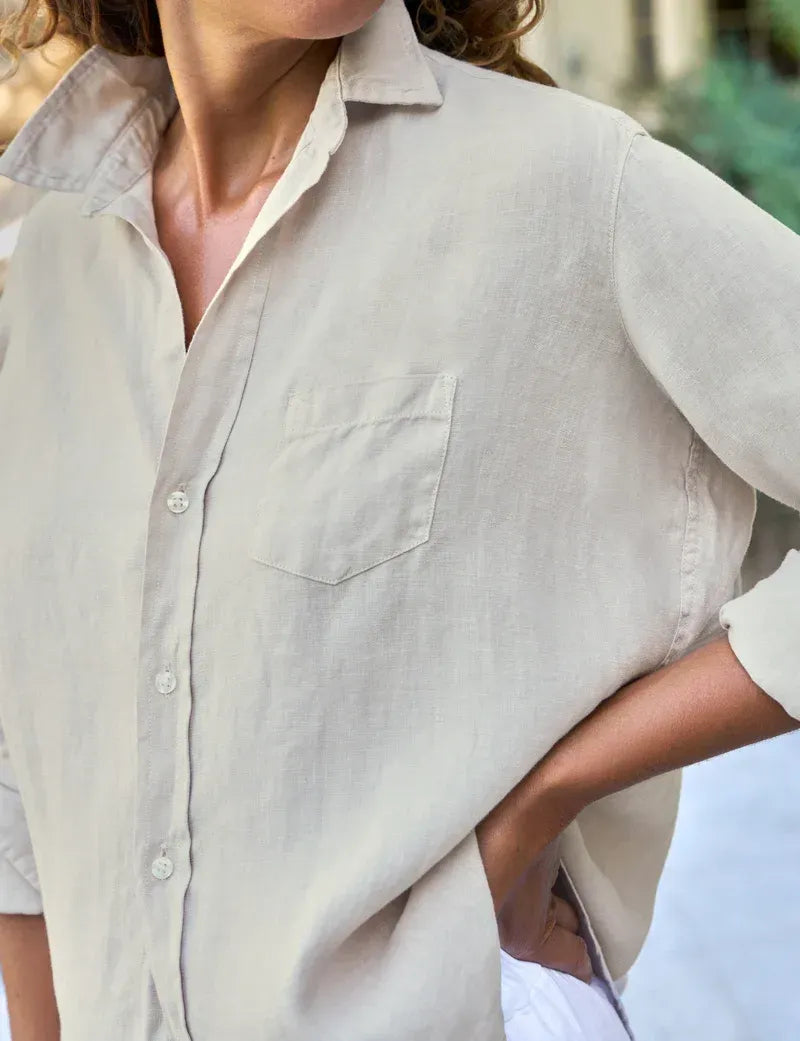 Shirt Eileen Relaxed Button Up in Sand