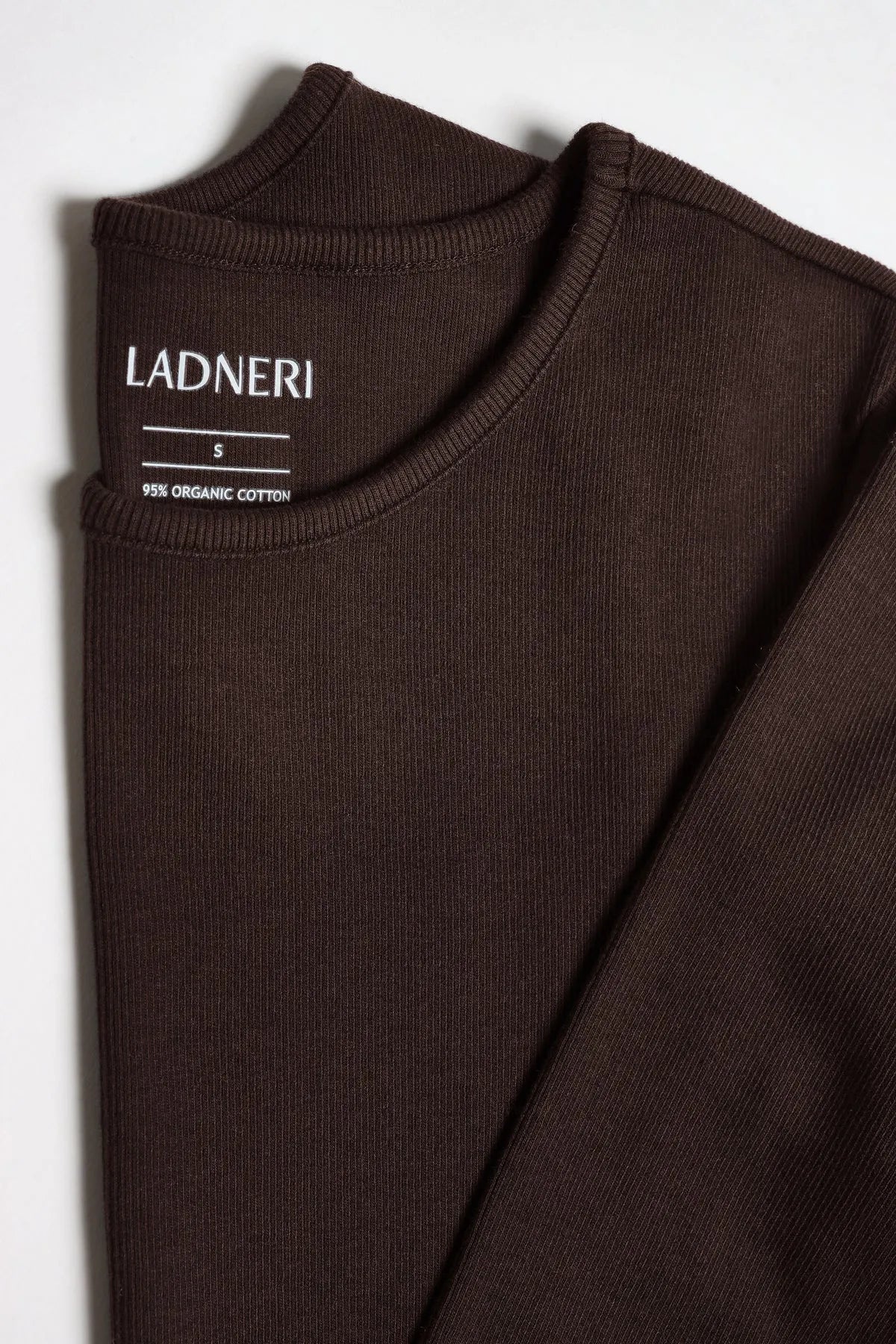 Longsleeve Line in Dark Brown