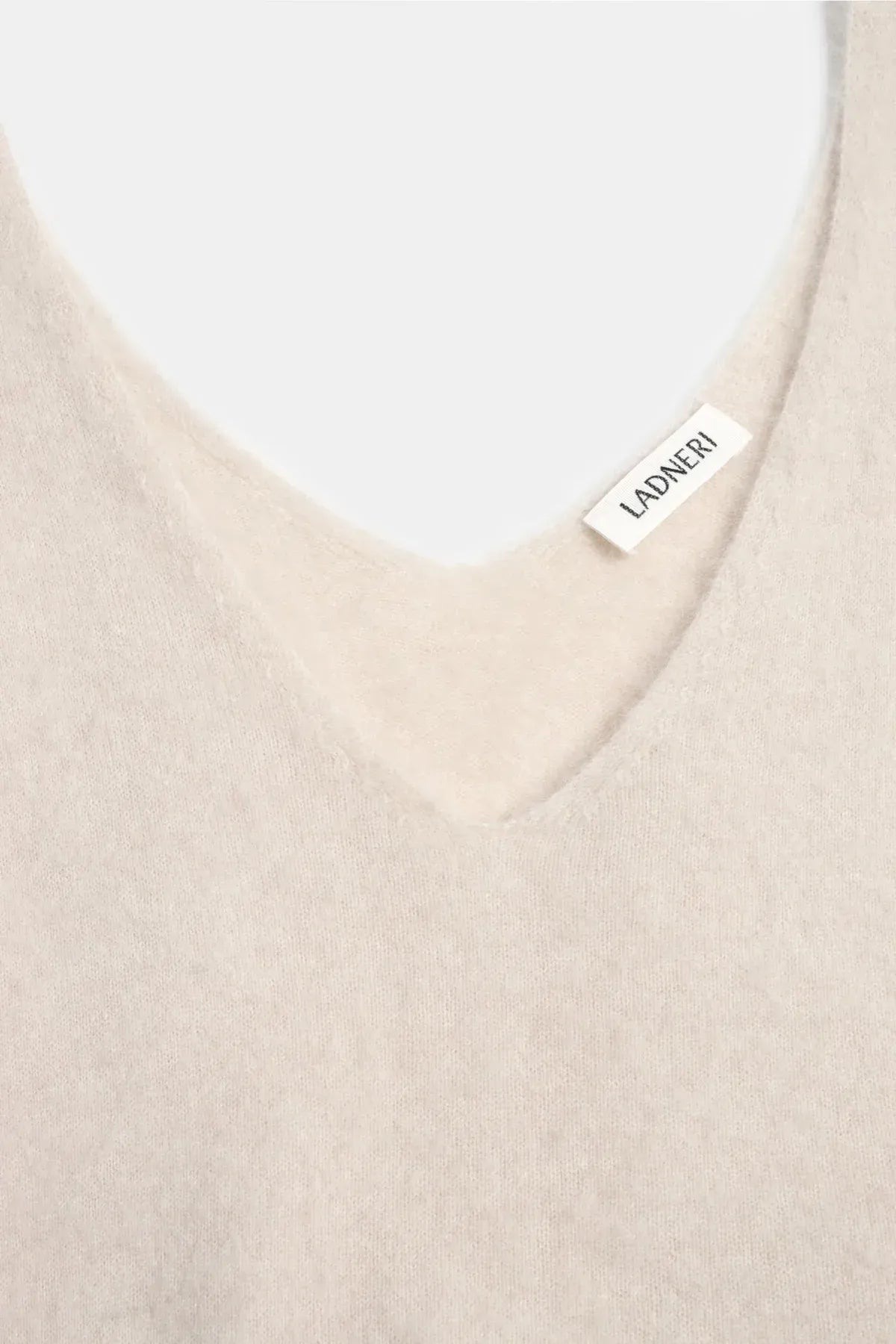 Top Kala in Porcelain