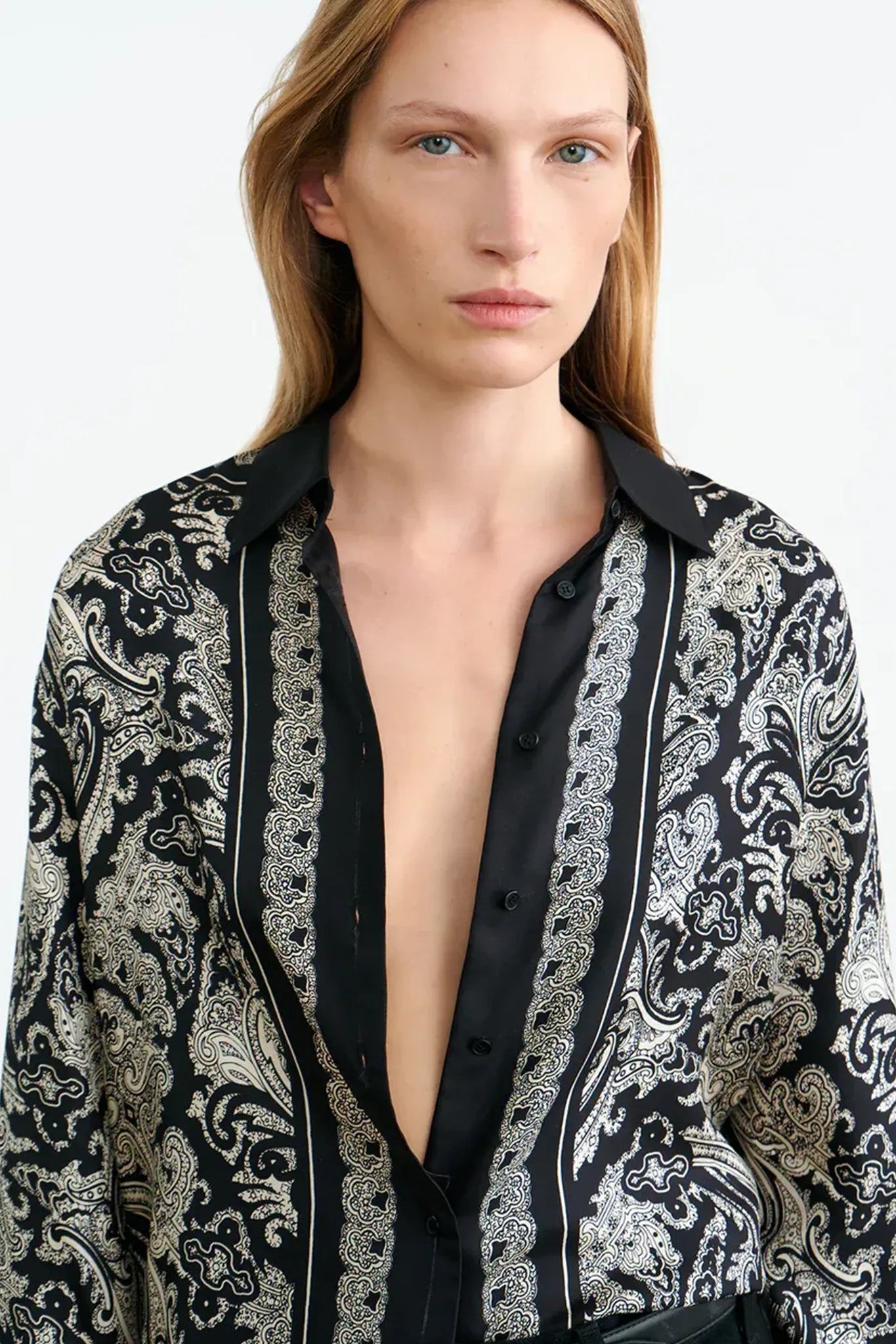 Shirt Alfie Printed Silk in Black/ivory'