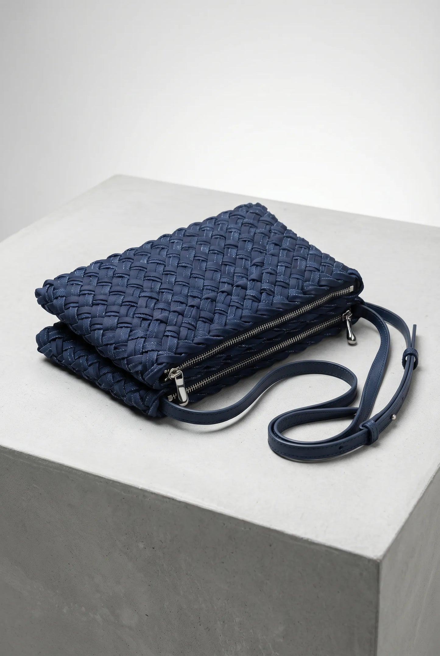 Tasche Soho Medium Envelope Double Weave in Indigo