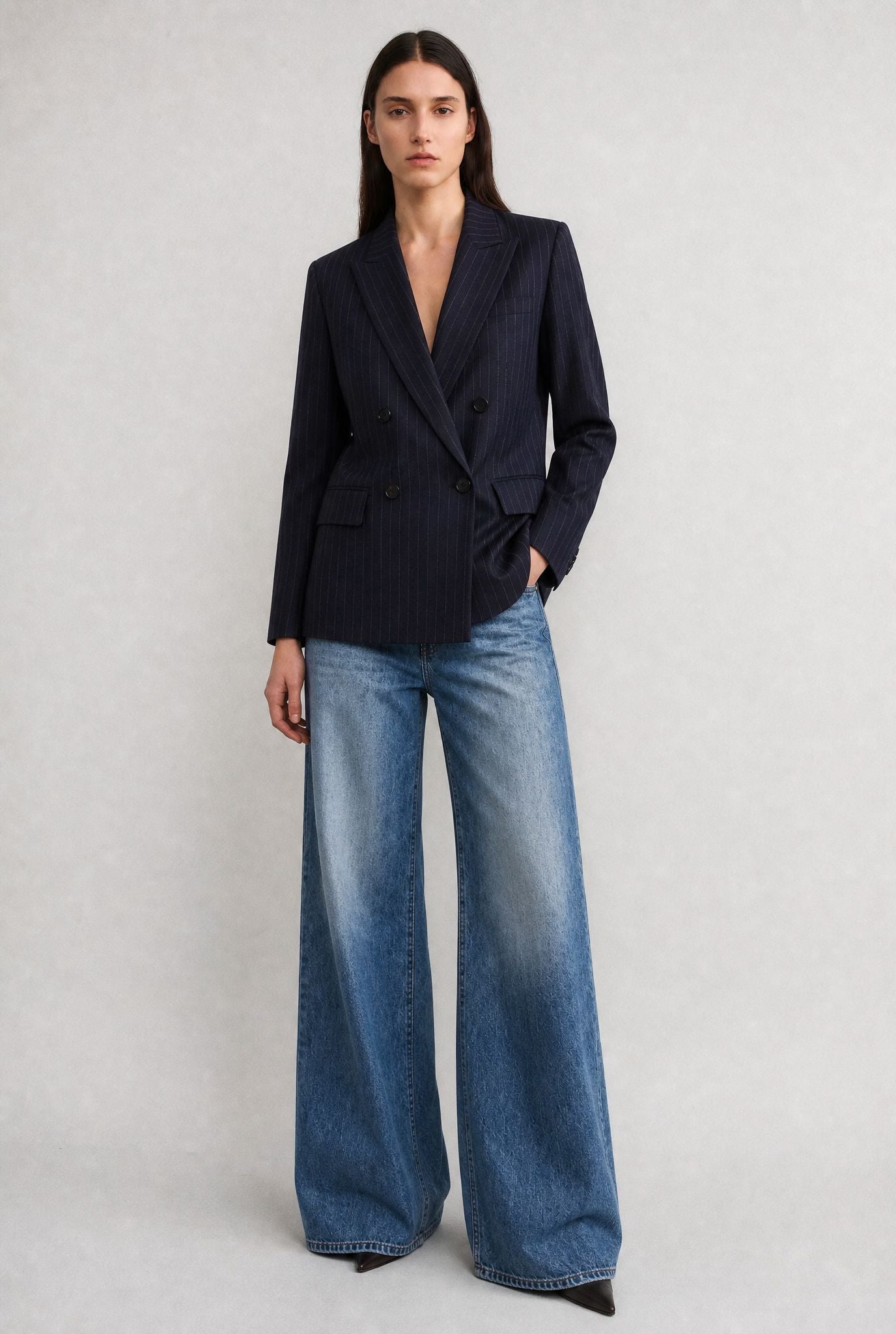 Blazer Leston in Midnight Pinstripes