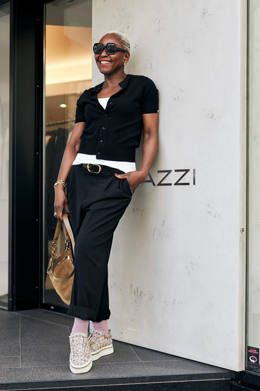 Noa Crop Fluid Cade trousers in black