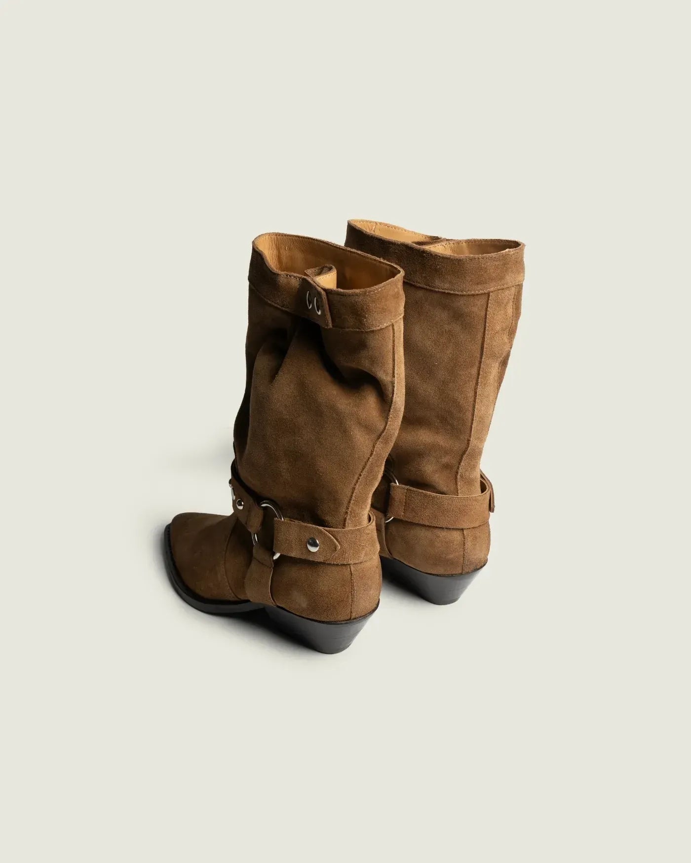 Rustic Boot Suede in Cognac