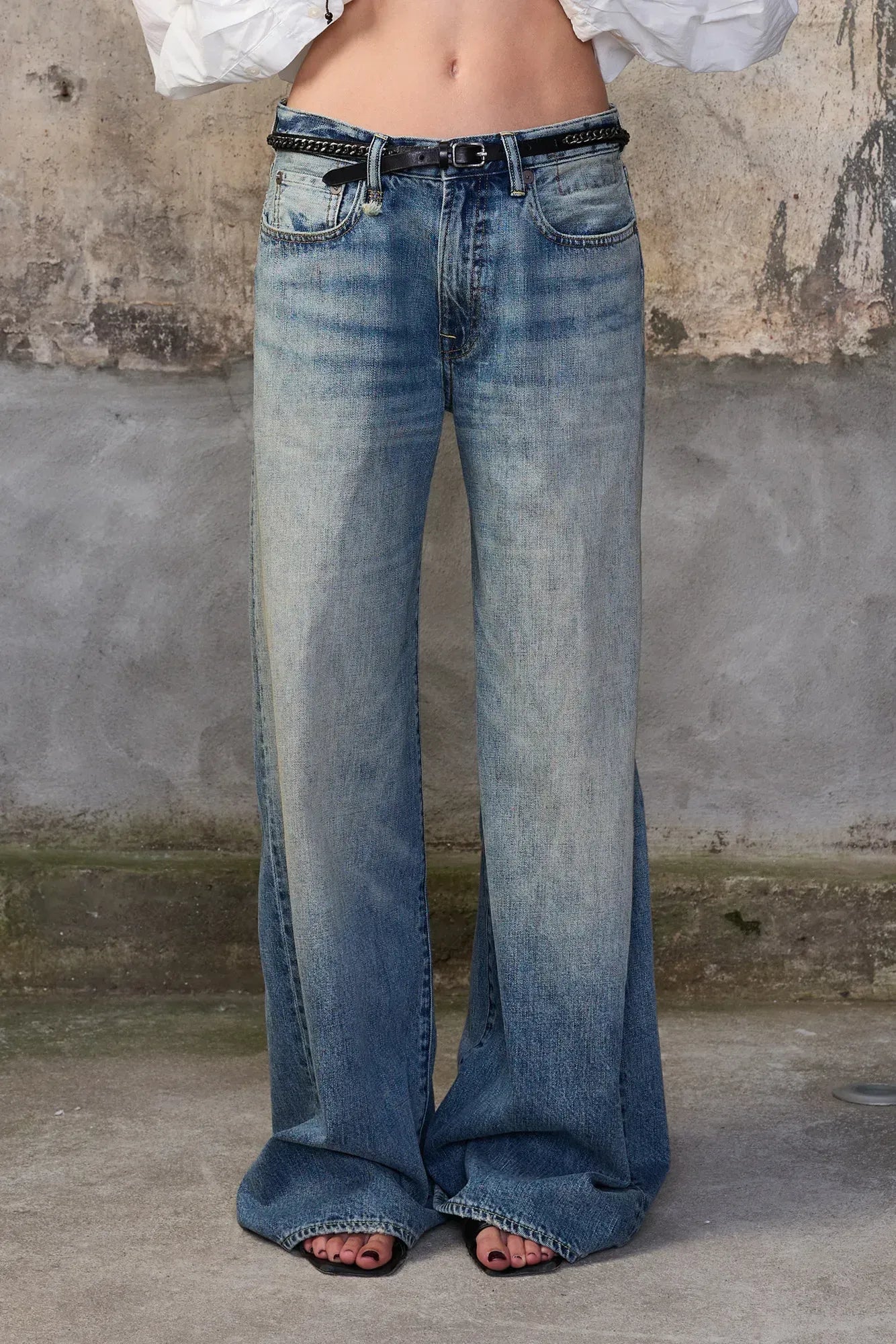 Jeans D'Arcy Flare Jean in Rivington Blue