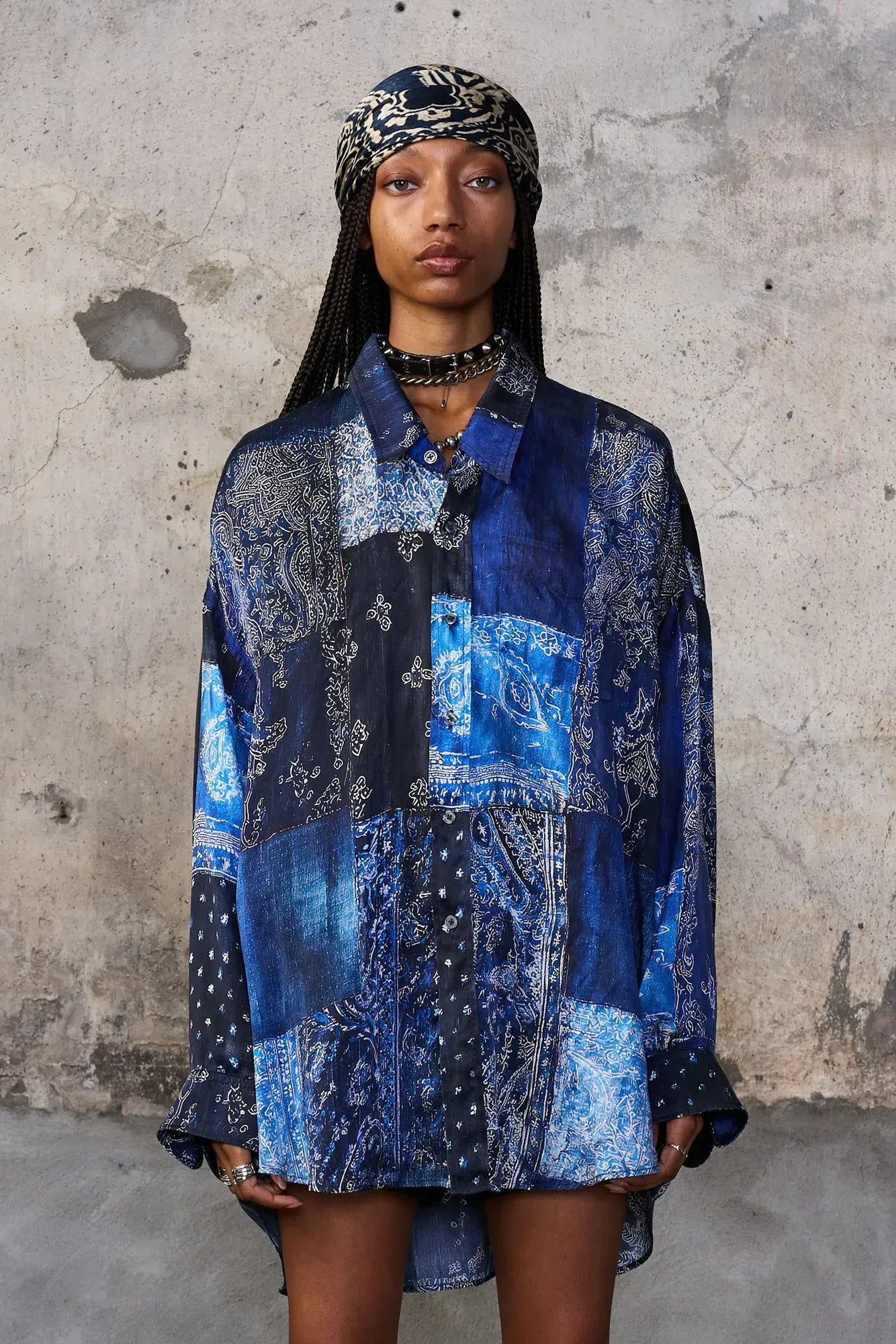 Shirt Dropneck in Blue Multi Bandana