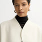 Jacke Short in Feather White