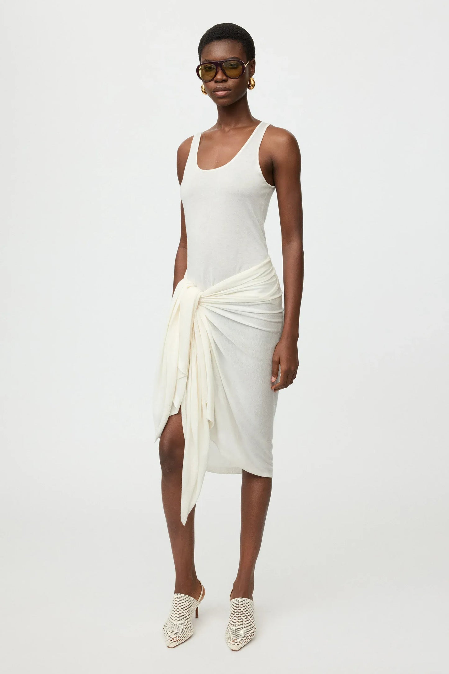 Sarong Featherlight in Feather White
