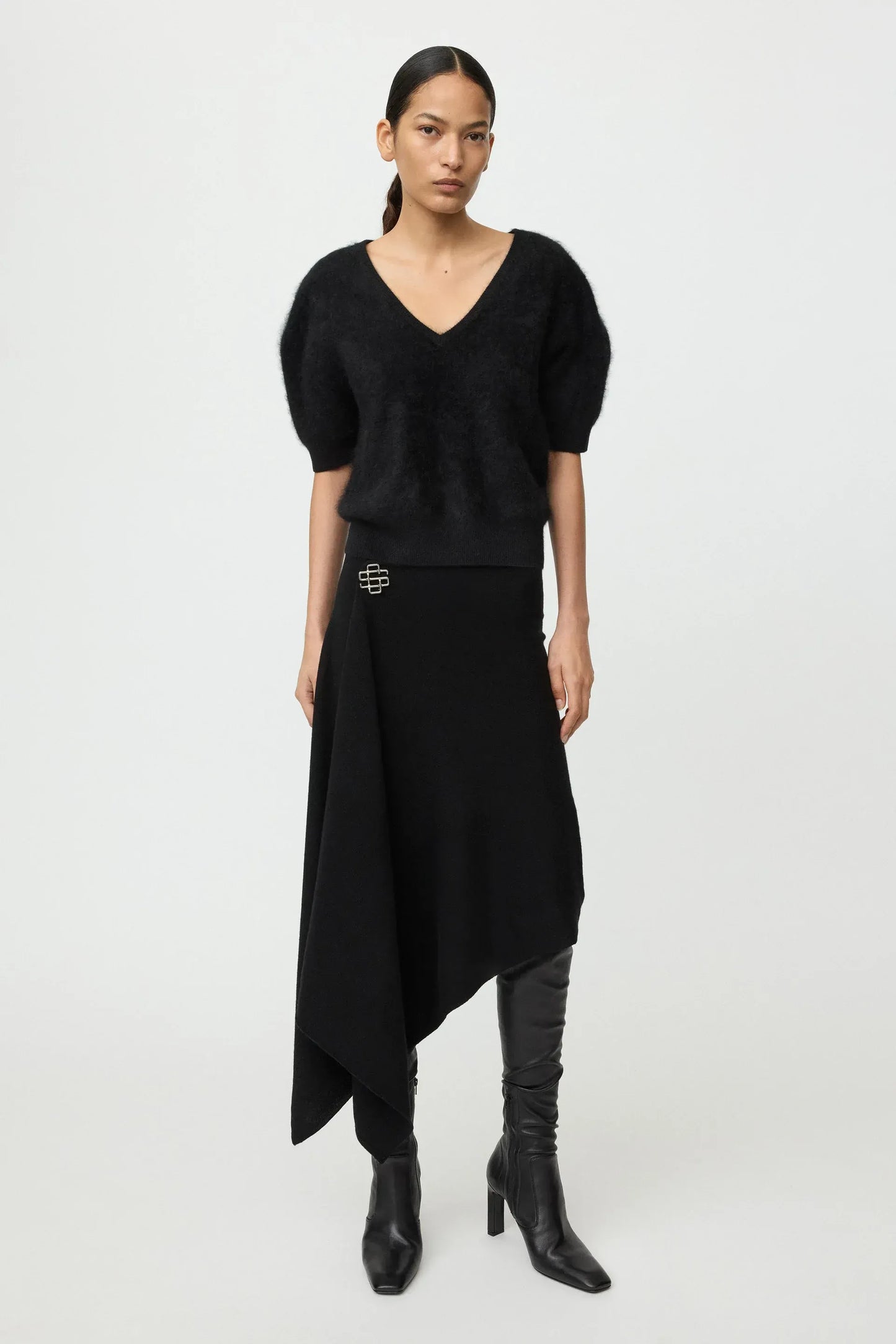 Shirt Brushed V-Neck in Black