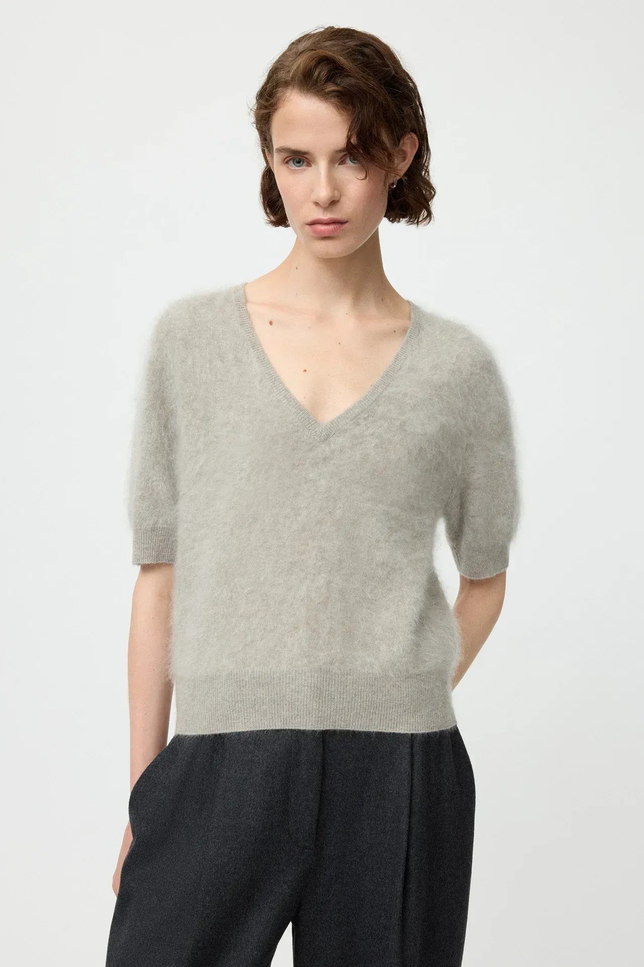 Shirt Brushed V-Neck in Greige