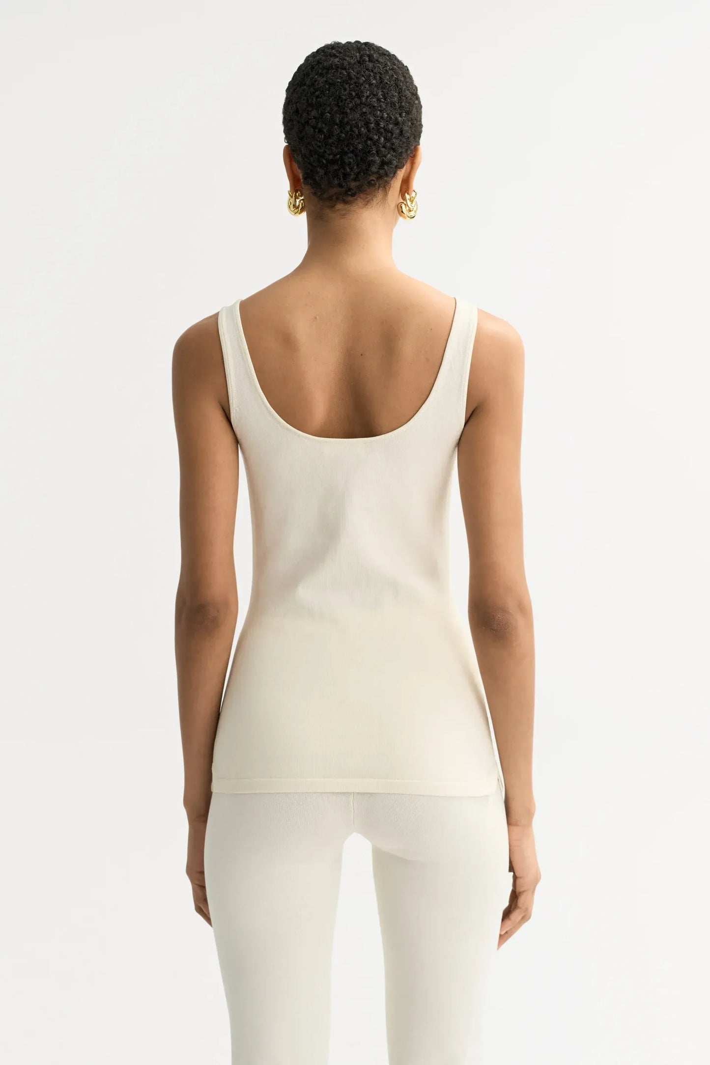 Top Singlet in Ivory