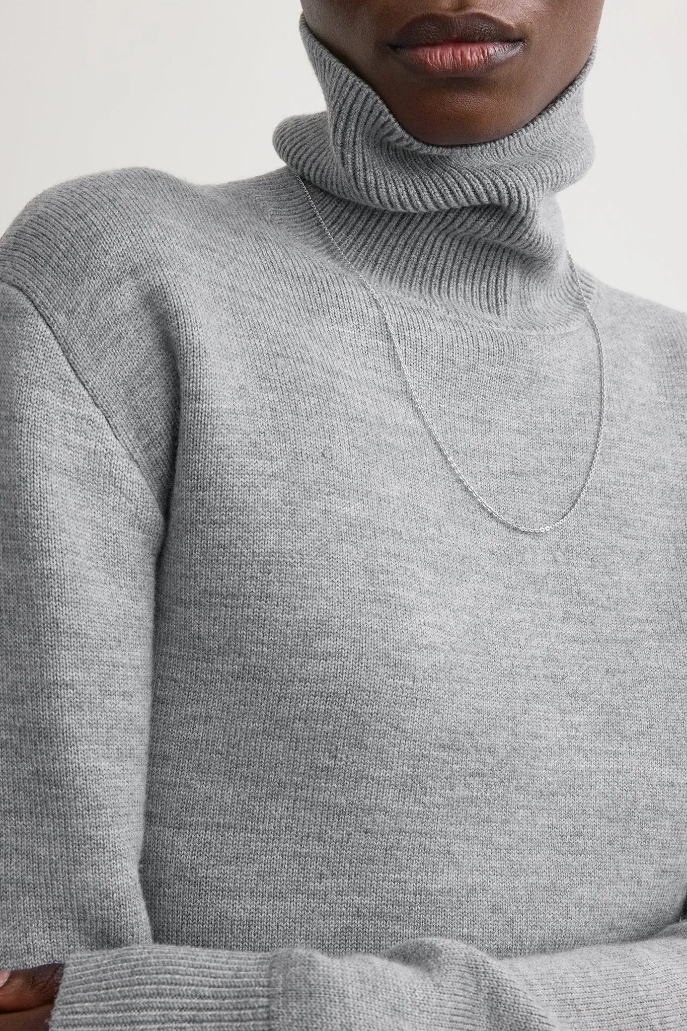 Pullover High-Neck Double Knit in Pale Gray Melange