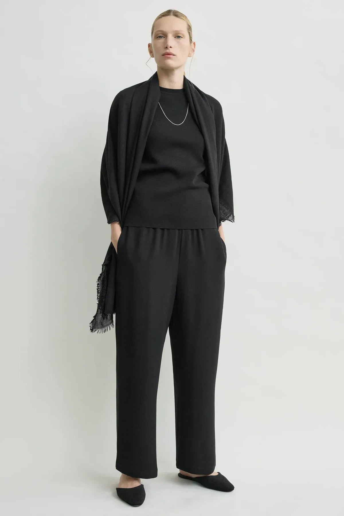 Hose Lounge Trousers in Black