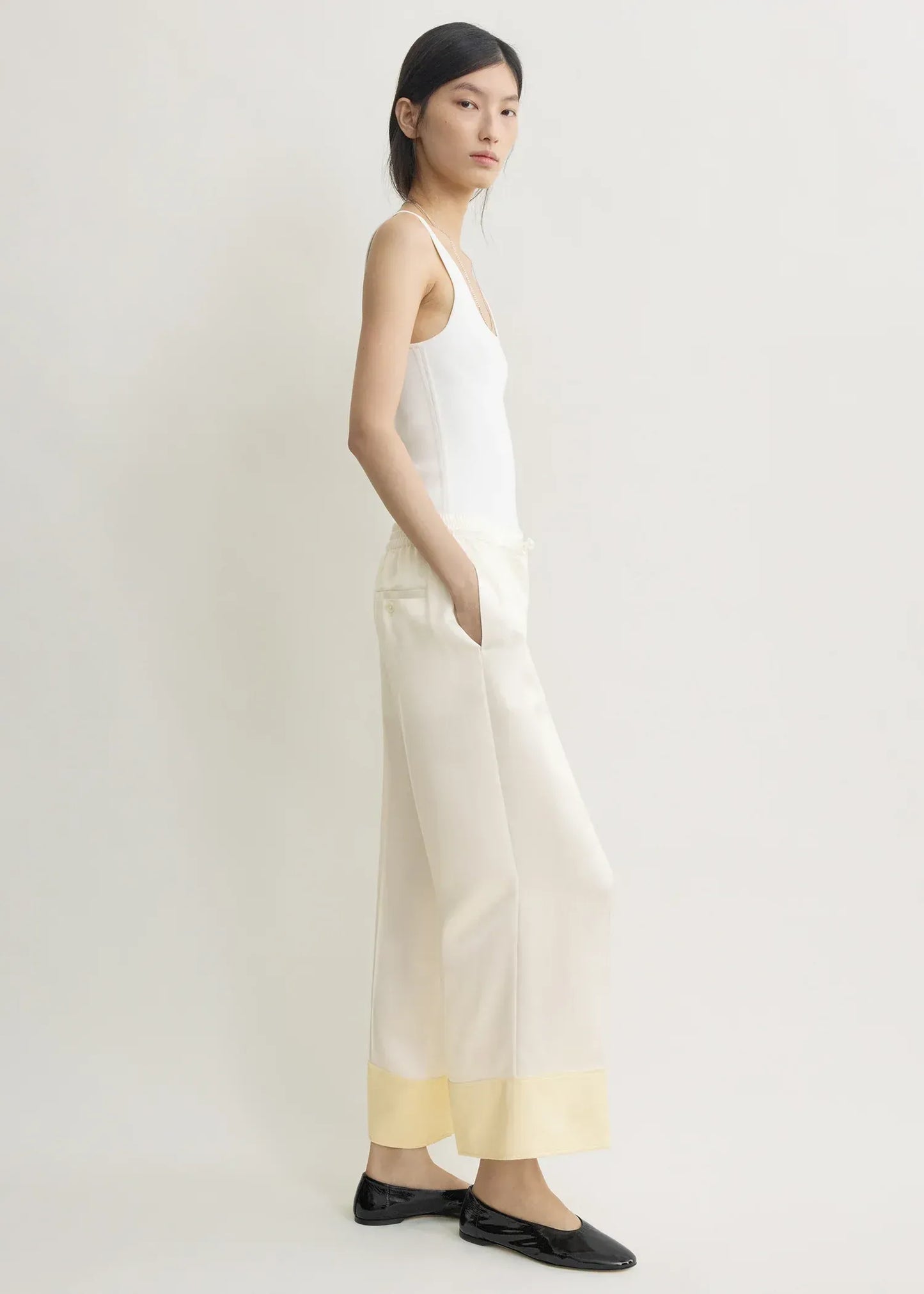 Hose Satin Drawstring in White