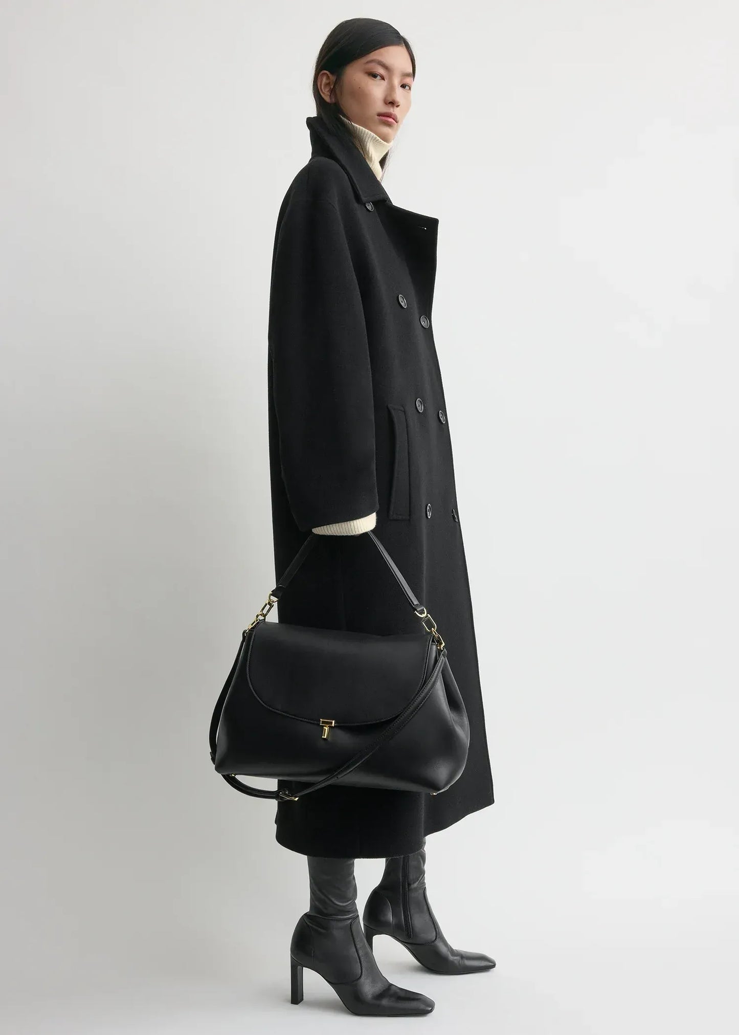 Tasche T-Lock Leather Satchel in Black