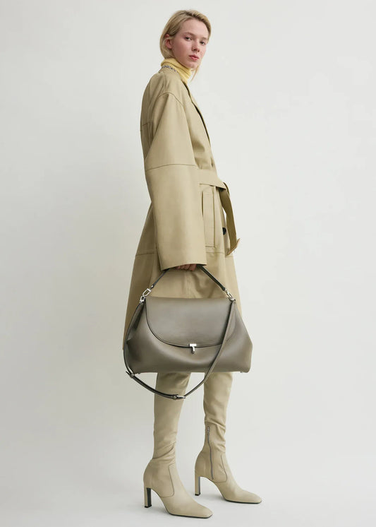 Tasche T-Lock Leather Satchel in Taupe