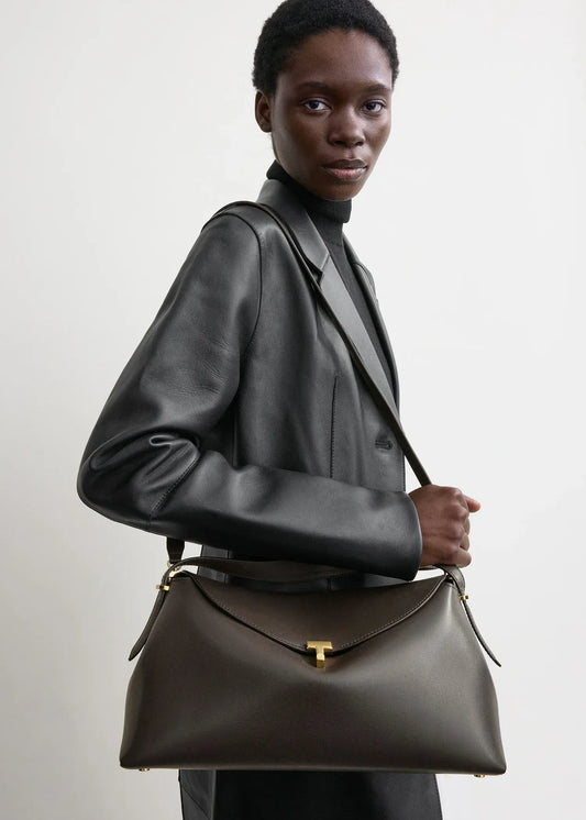 Tasche T-Lock Leather Top Handle in Bark