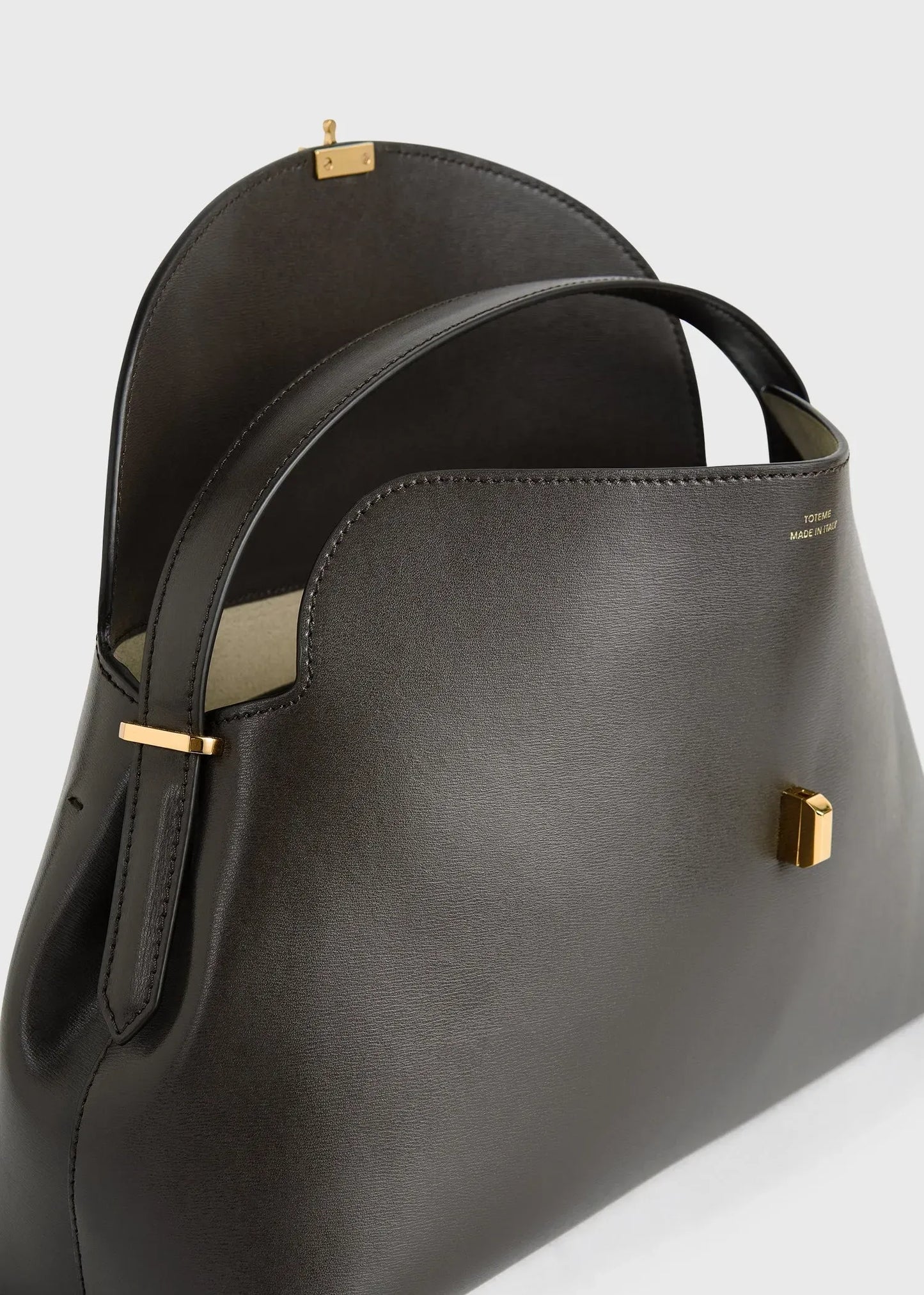 Tasche T-Lock Leather Top Handle in Bark