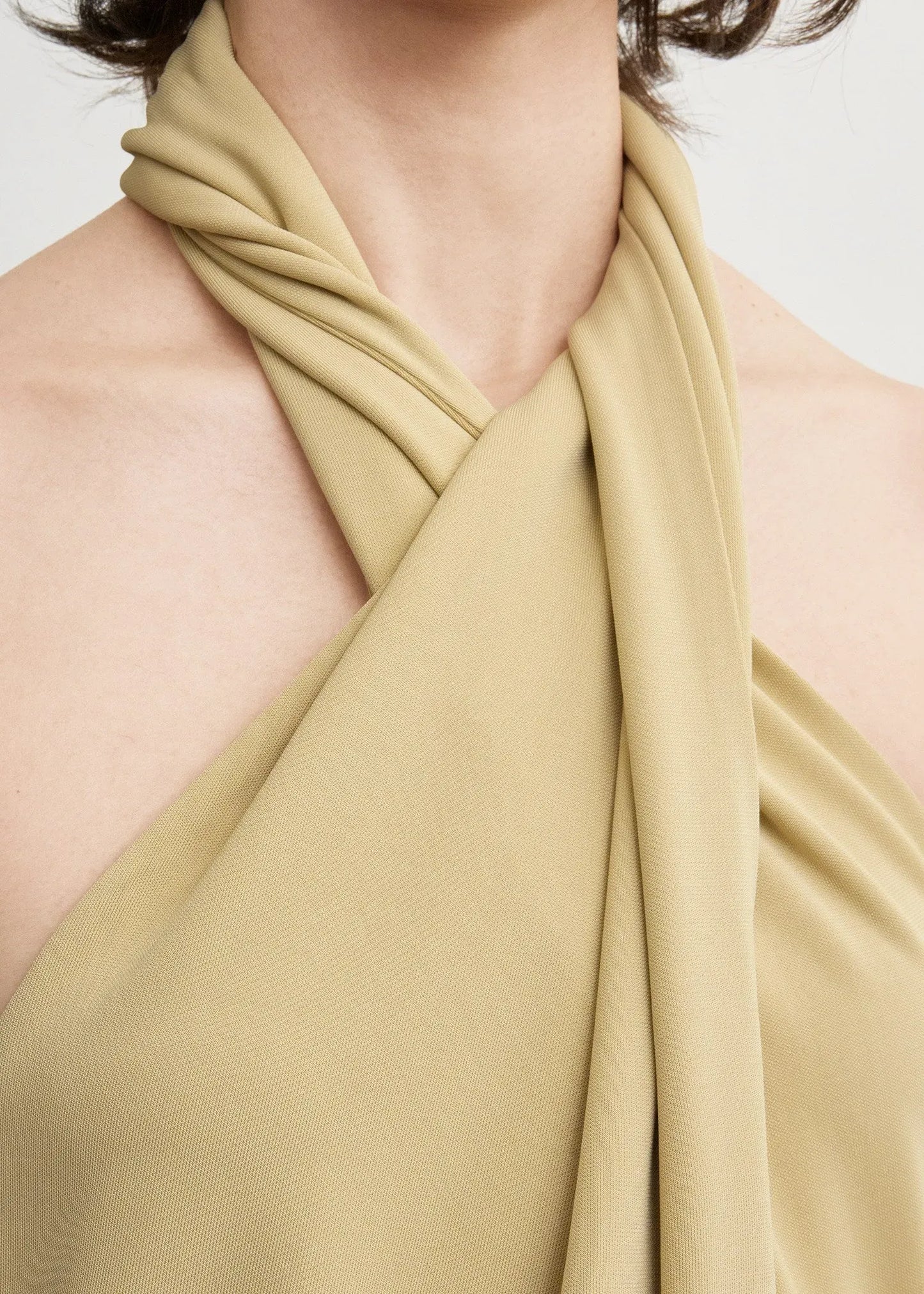 Top Twisted Jersey in Chai