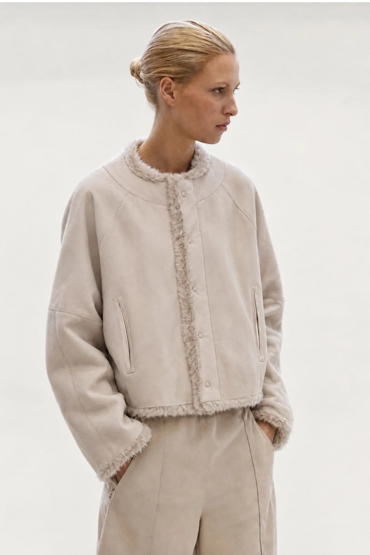 Lammfelljacke Juka in Light Grey