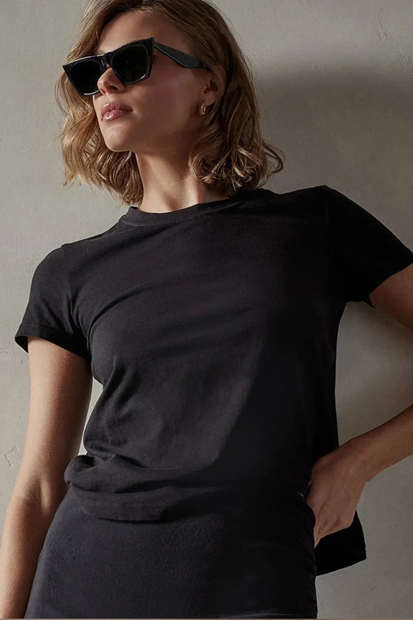 T-Shirt Vintage Little Boy in Black