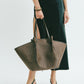 Tasche XL Mochi Woven Raffia in Fudge