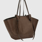 Tasche XL Mochi Woven Raffia in Fudge