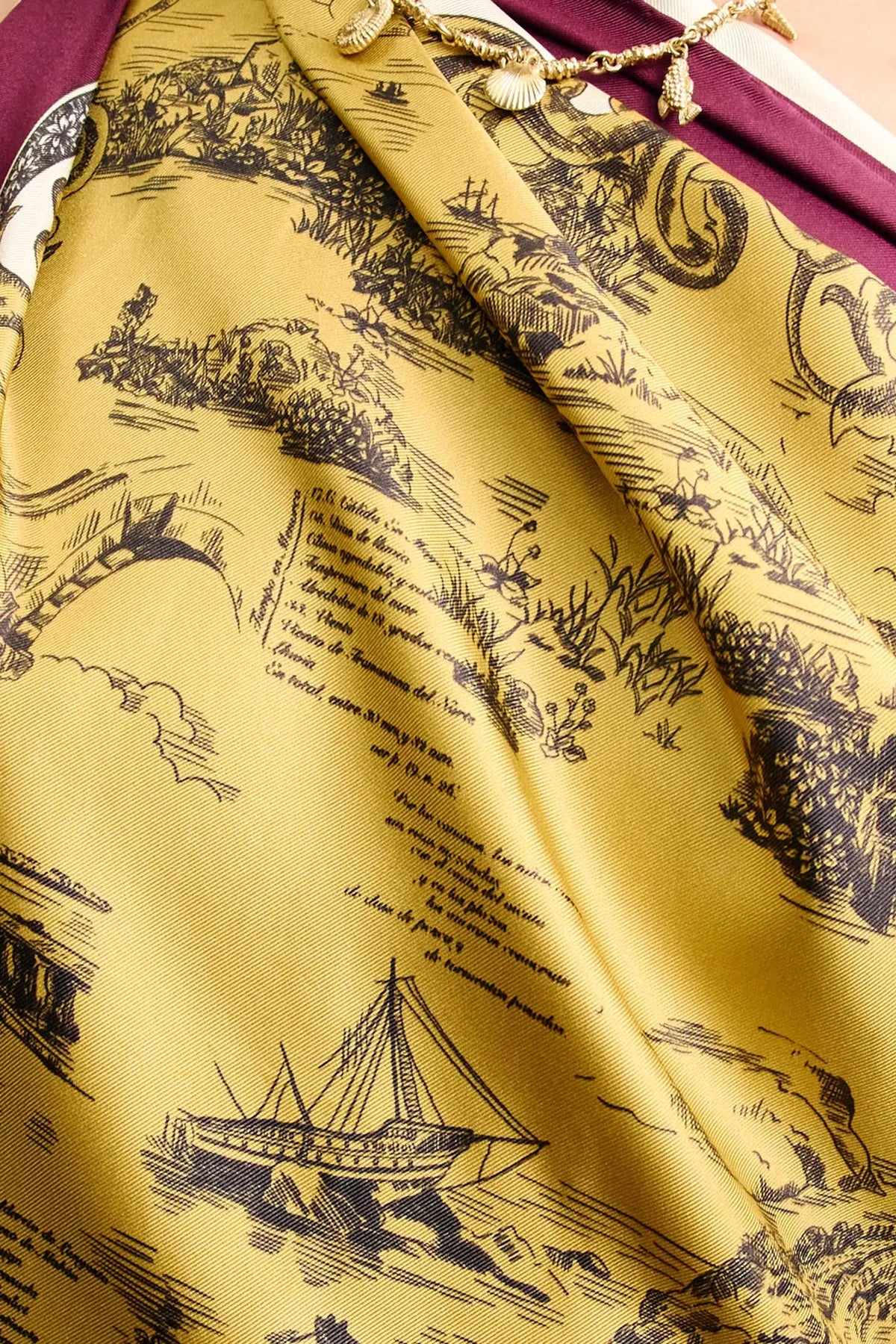 Schal Martos Silk in Gold