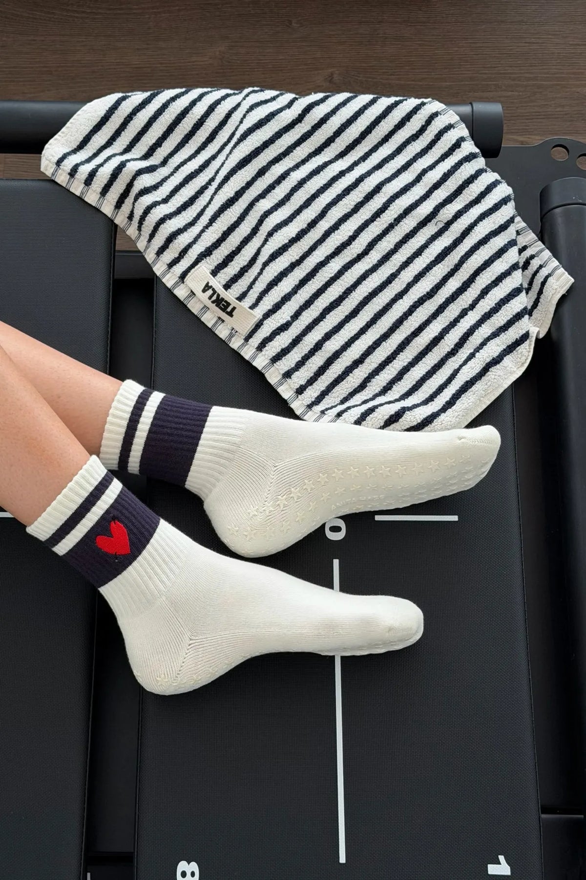 Pilates Socken Glow in Ivory/Navy