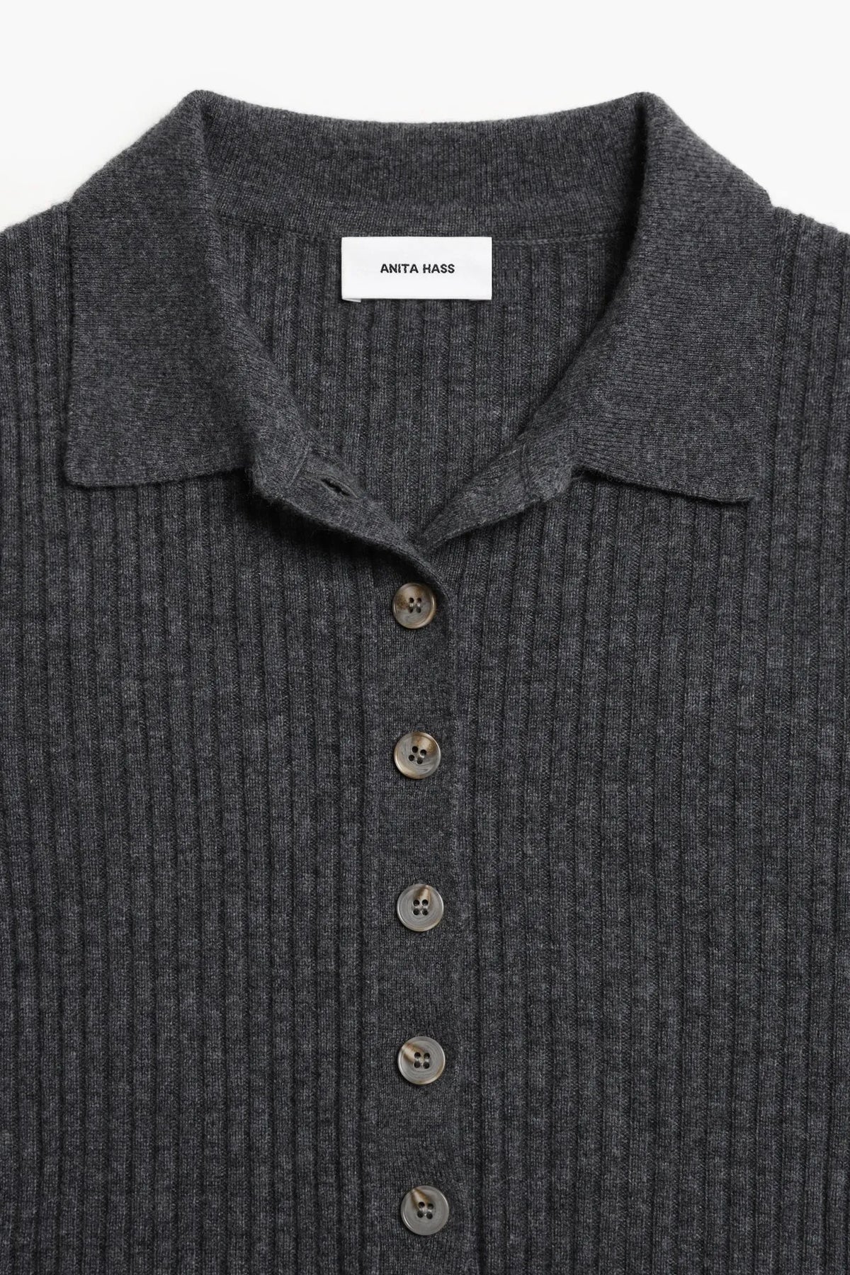 Strickpolo Abigail in Grau