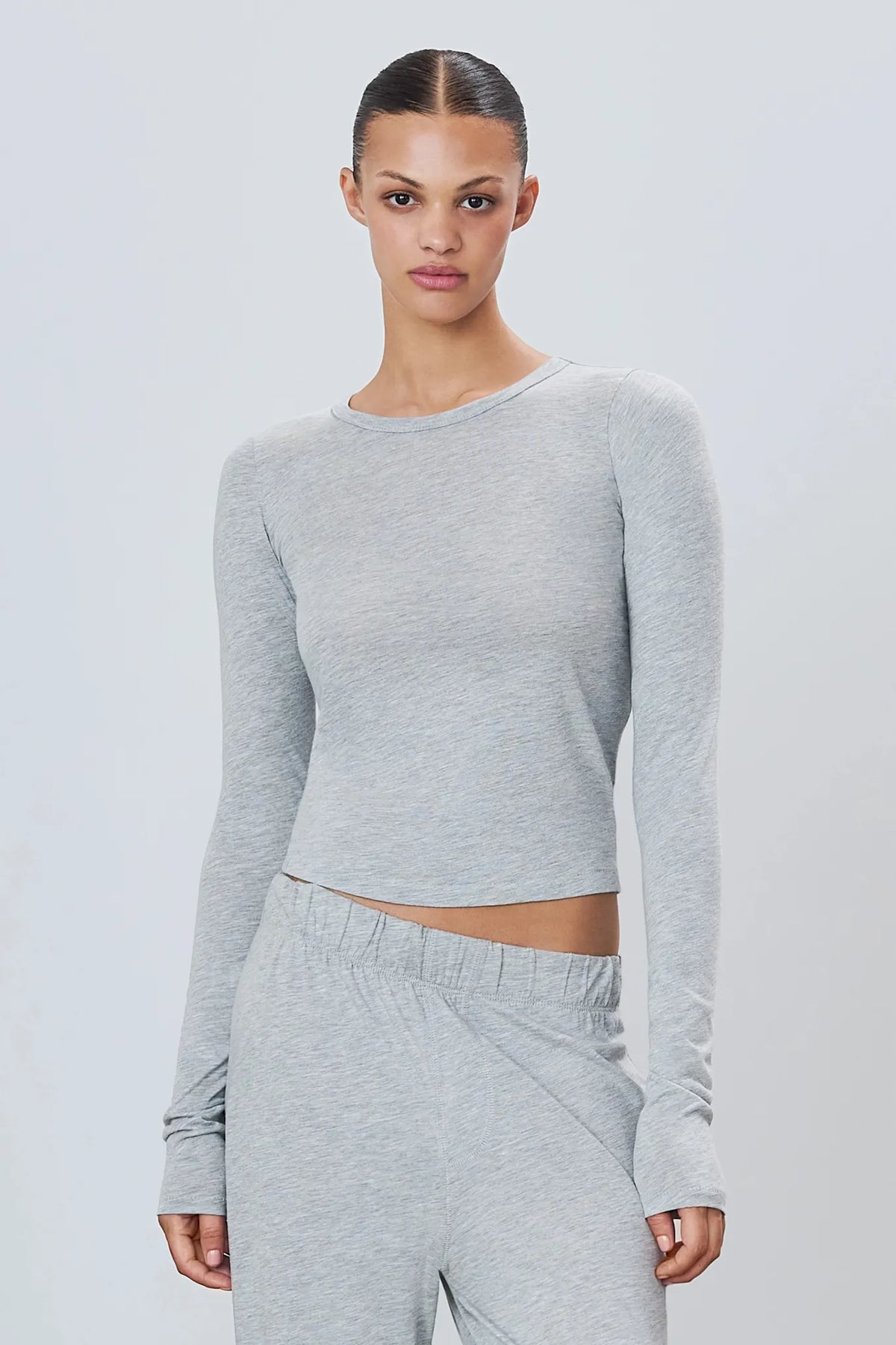 Longsleeve Fitted Crewneck in Heather Grey