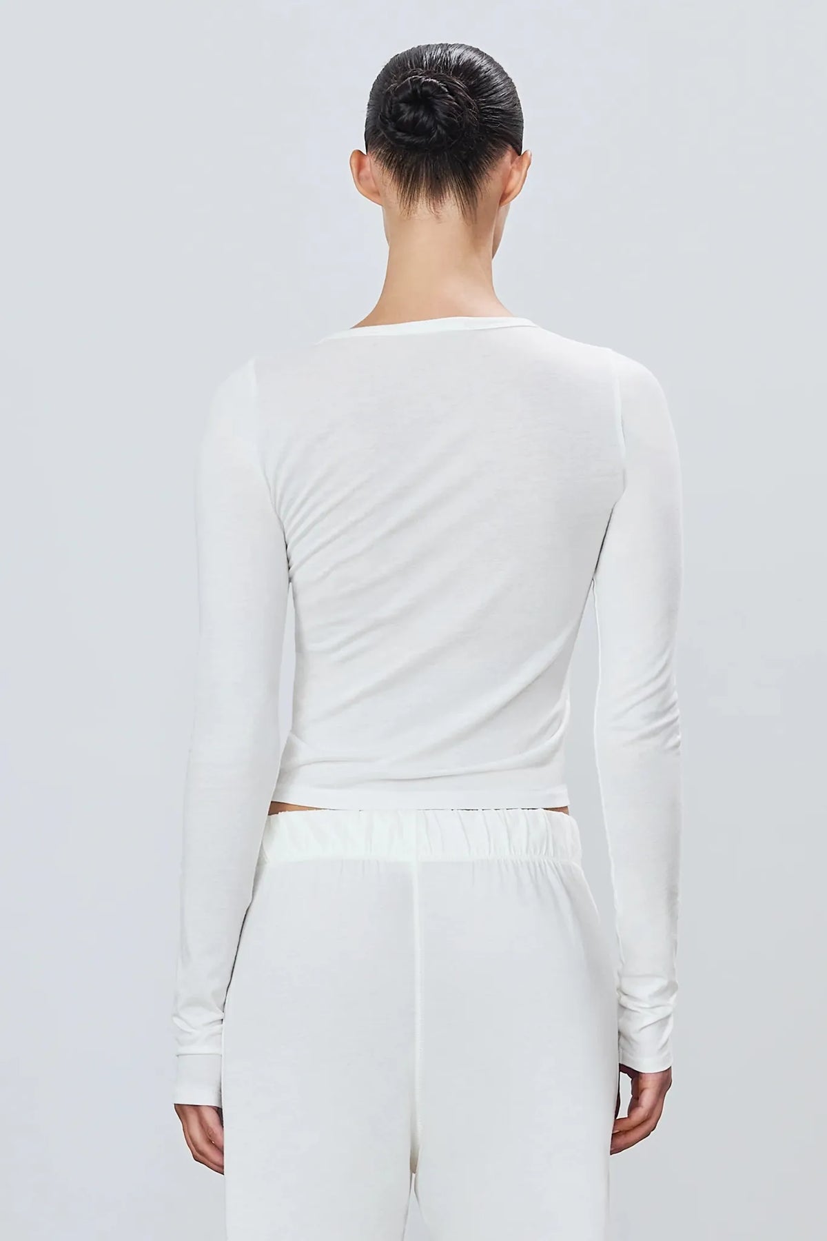 Longsleeve Fitted Crewneck in Ivory