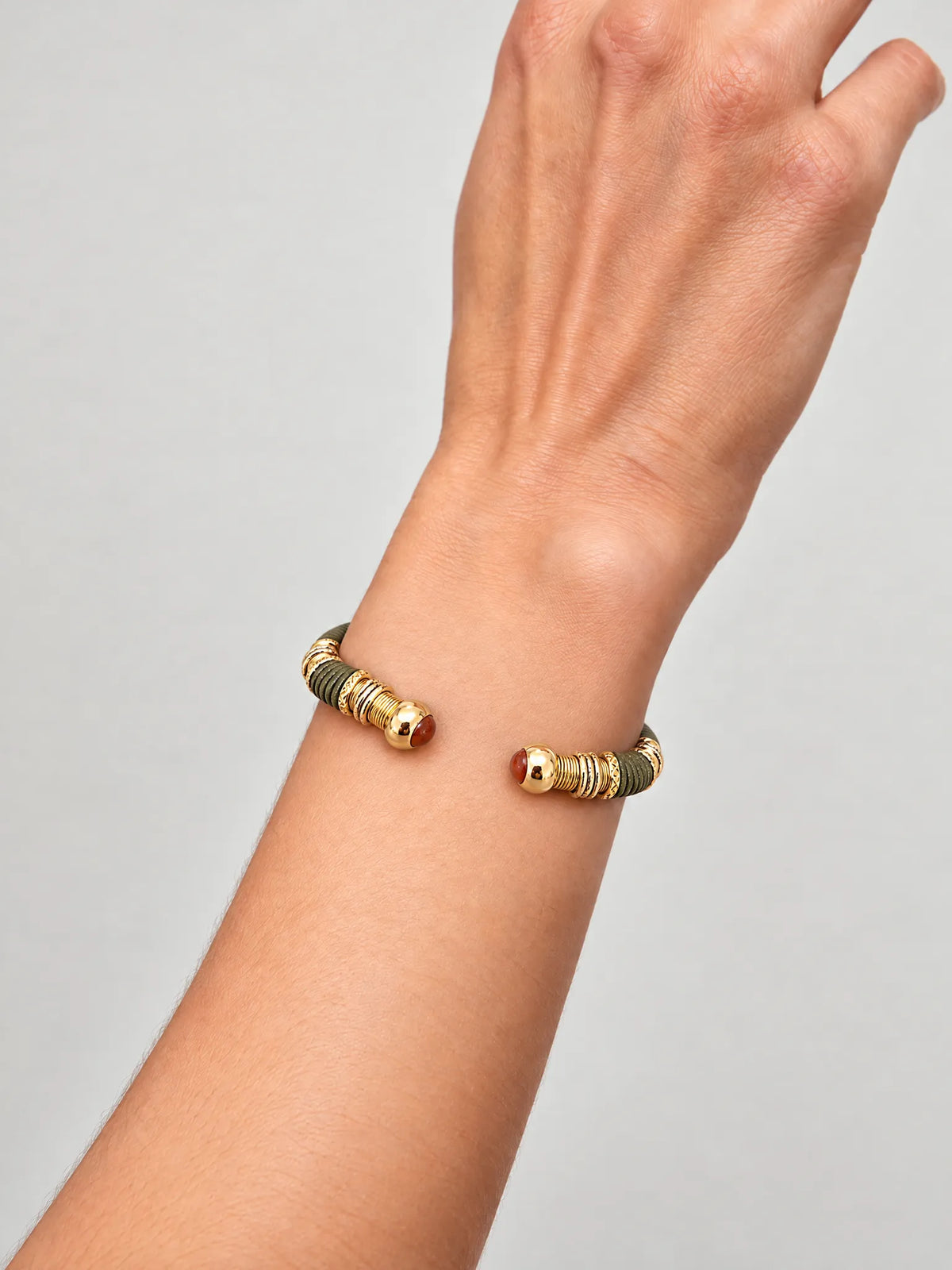 Armband Sari Leder in Olive