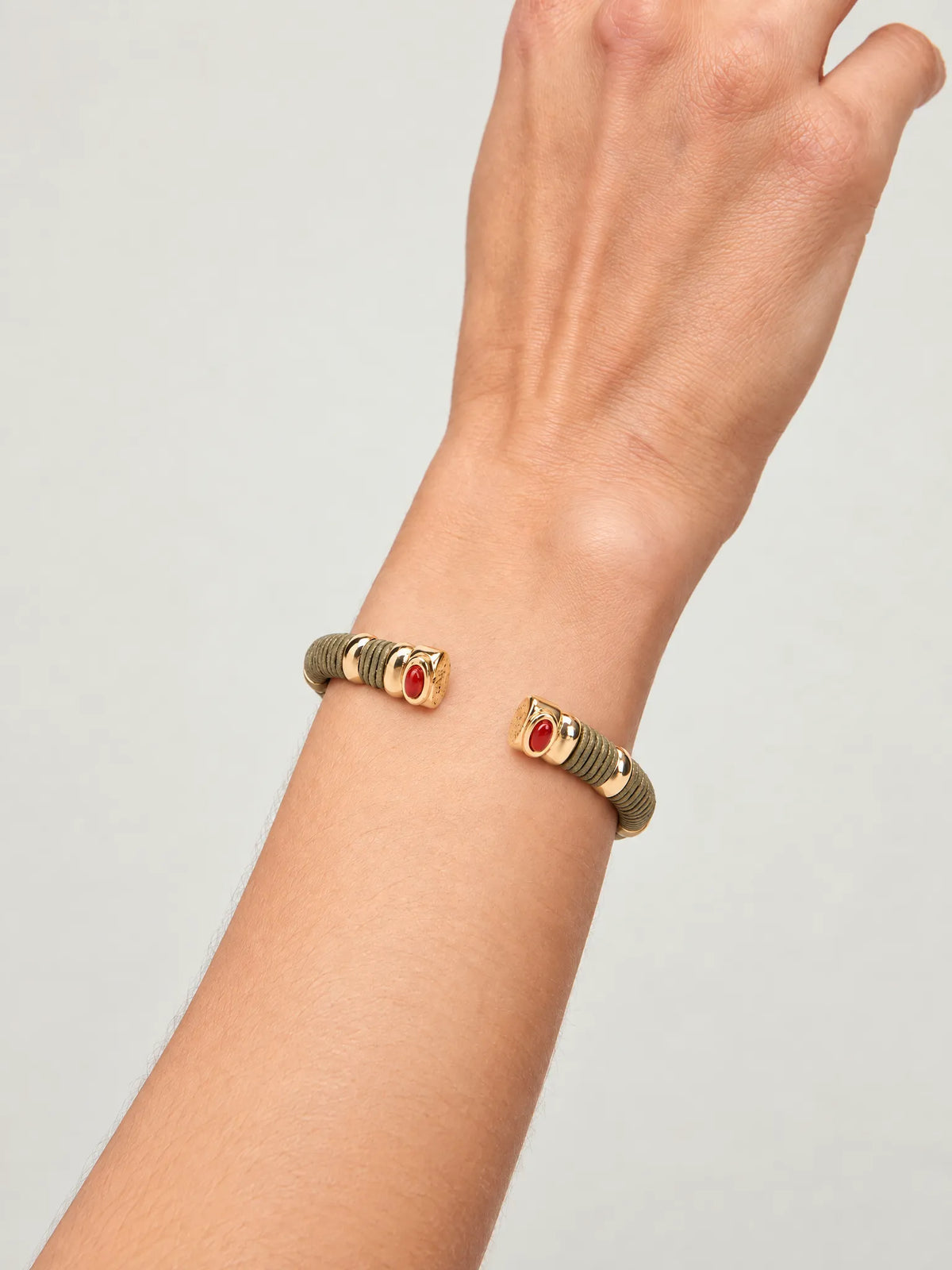 Armband Sarina in Olive