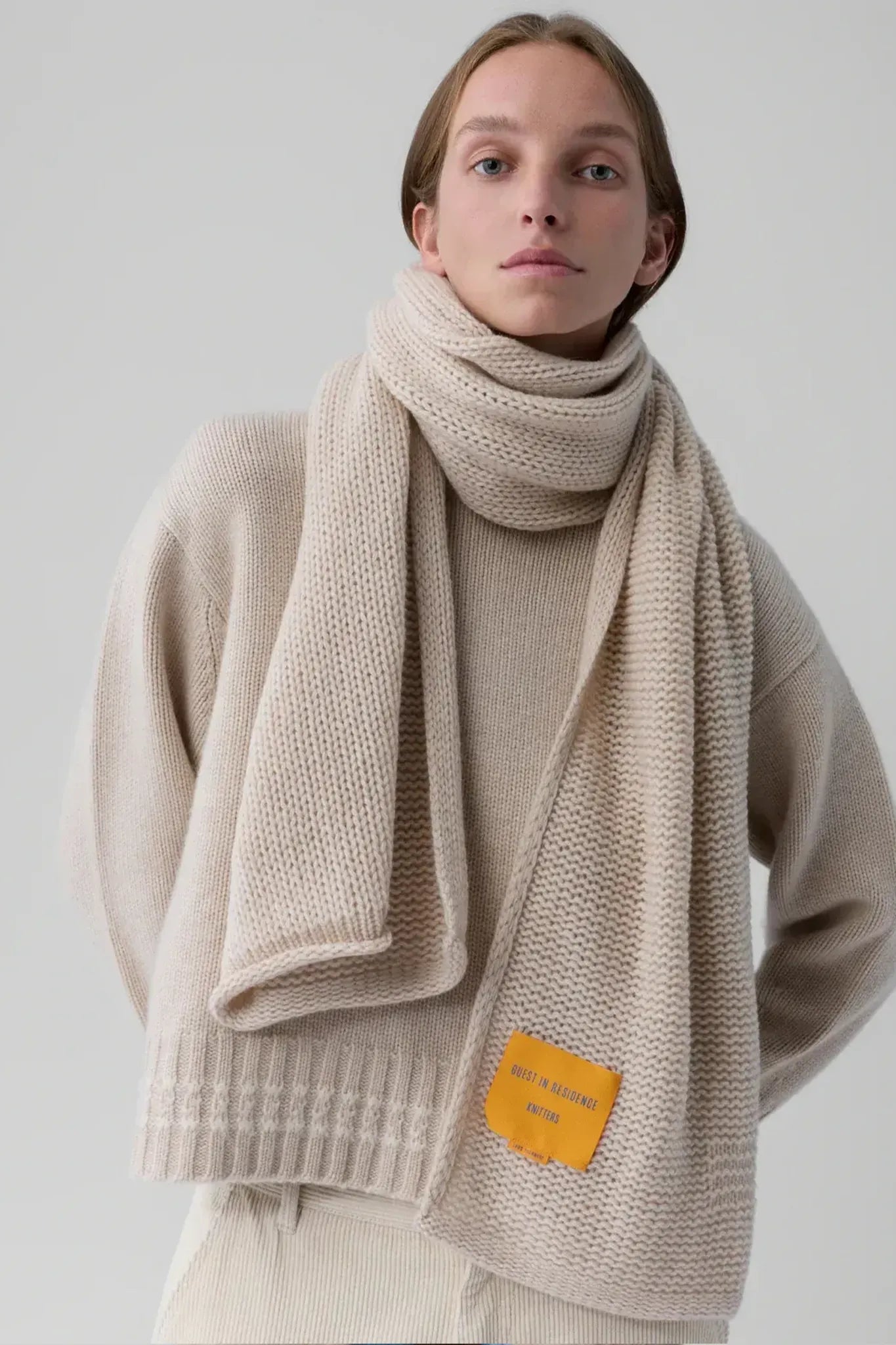 The Blanket scarf in Sandstone