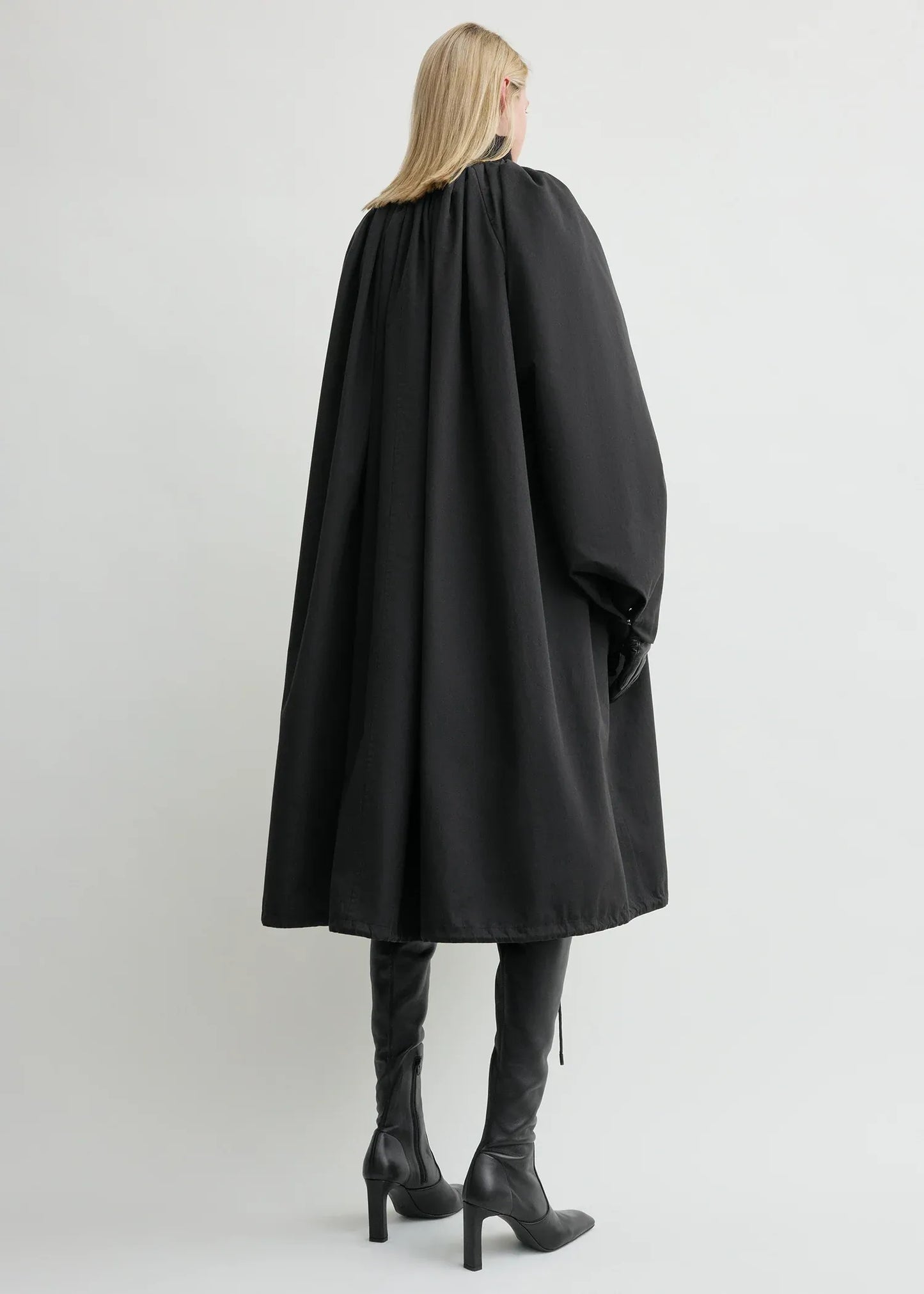 Gathered Parachute coat in black