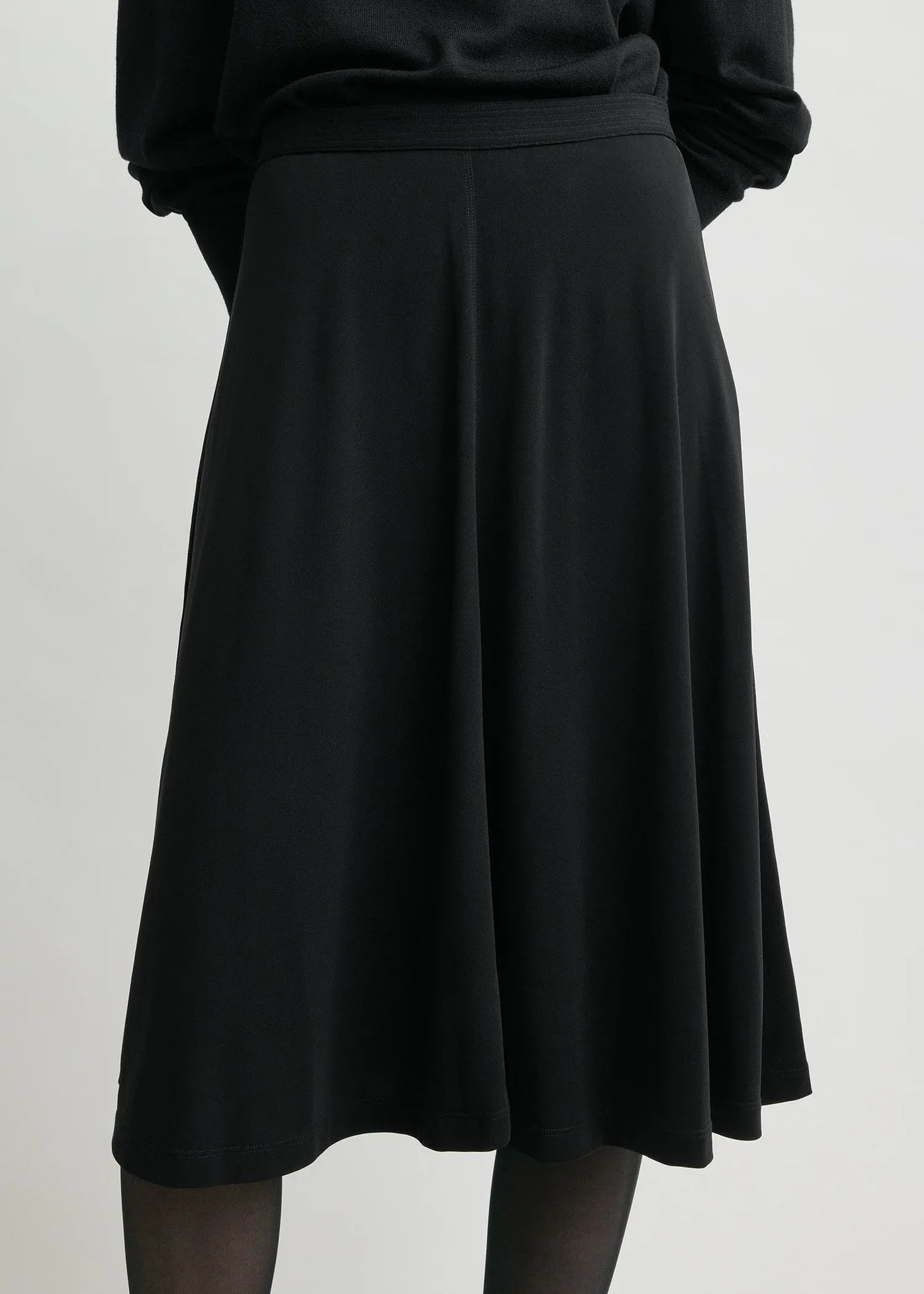 Rock Fluid Jersey in Black