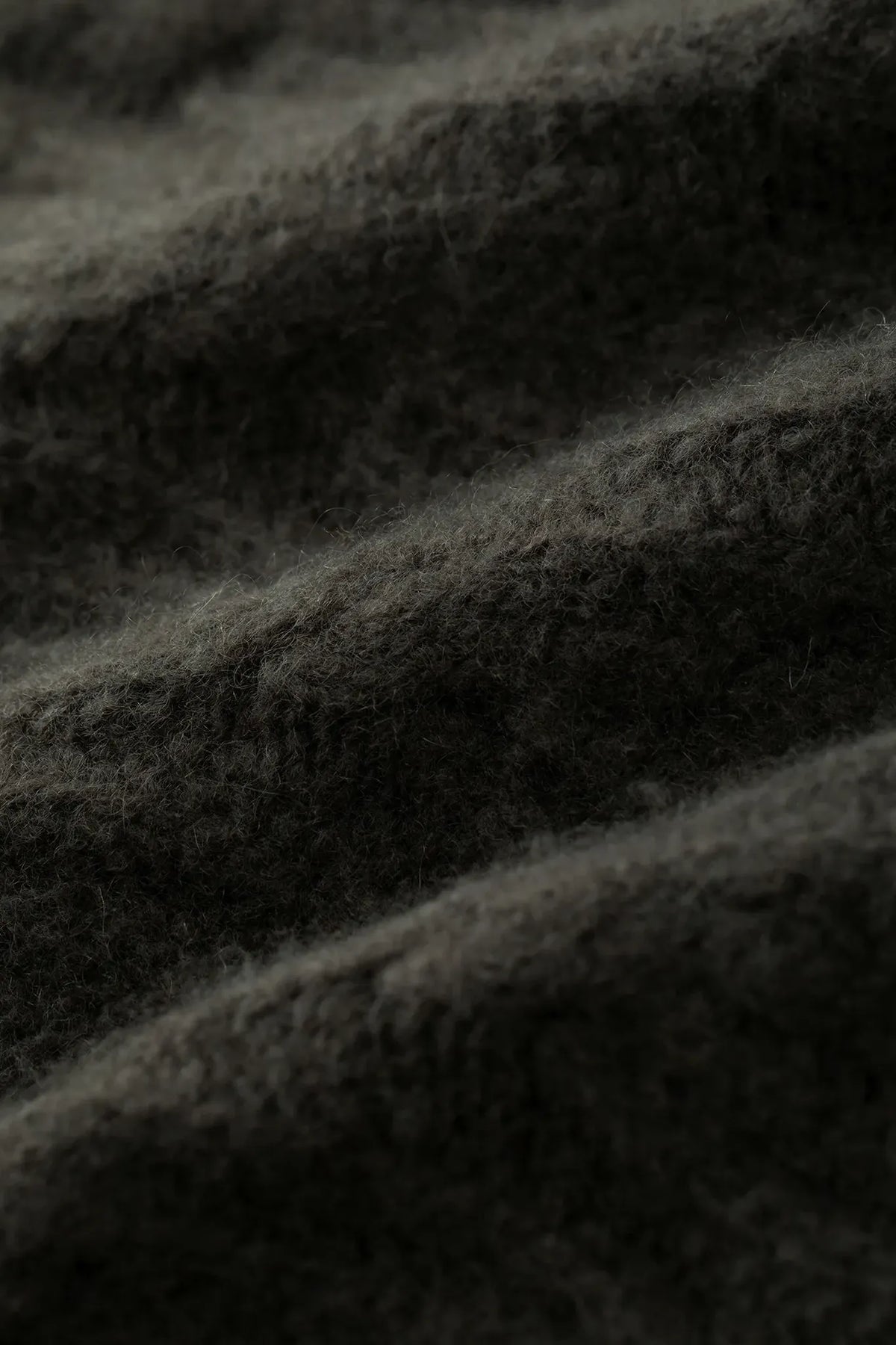 Cardigan Nimbus in Black Forest
