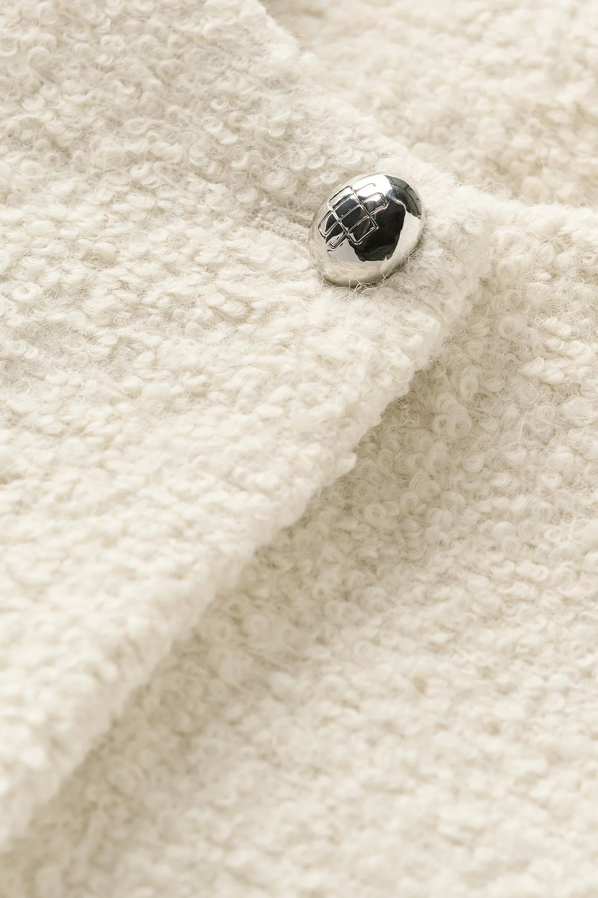 Blazer Boucle in Feather White