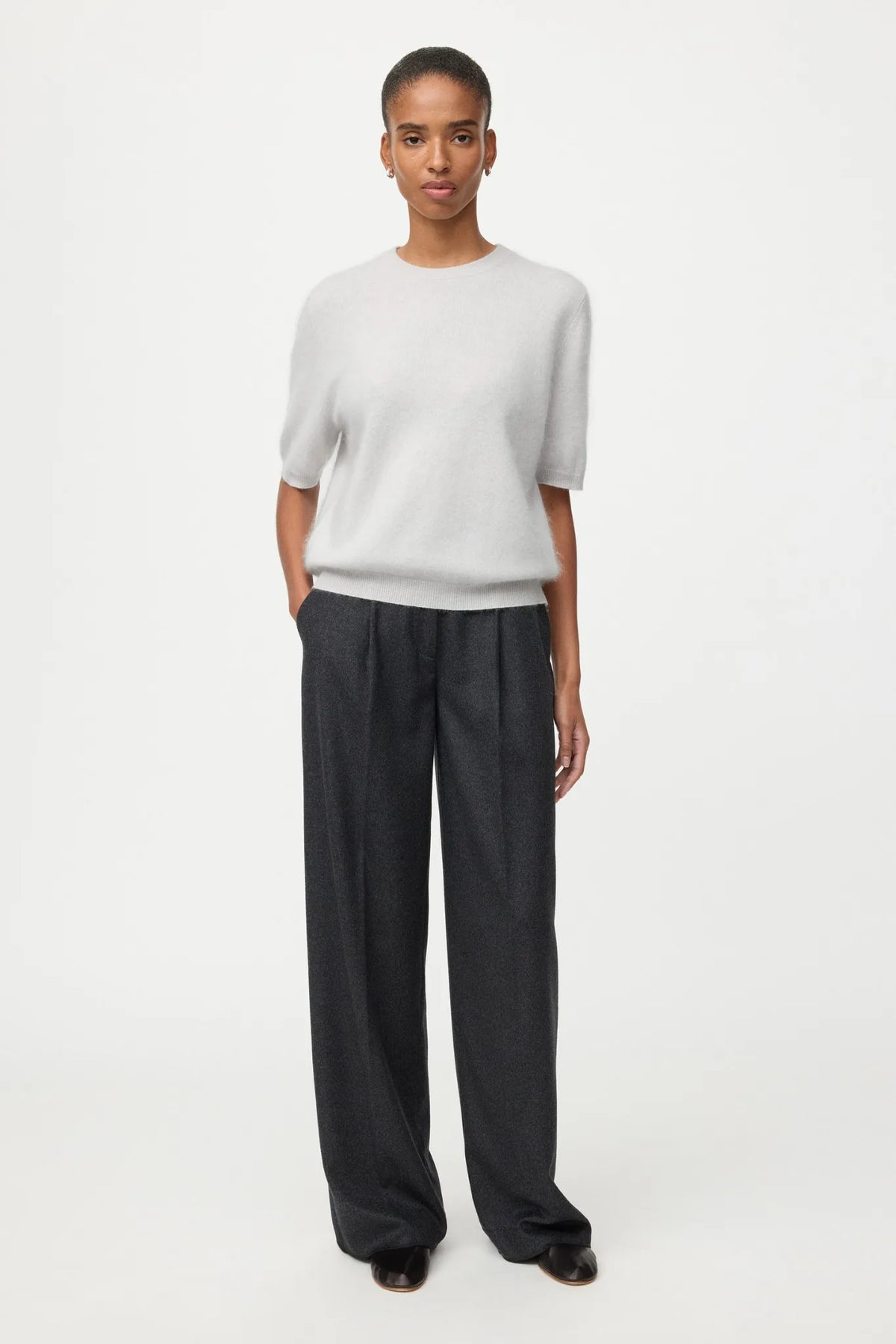 Pullover Brushed Short Sleeve in Quiet Grey