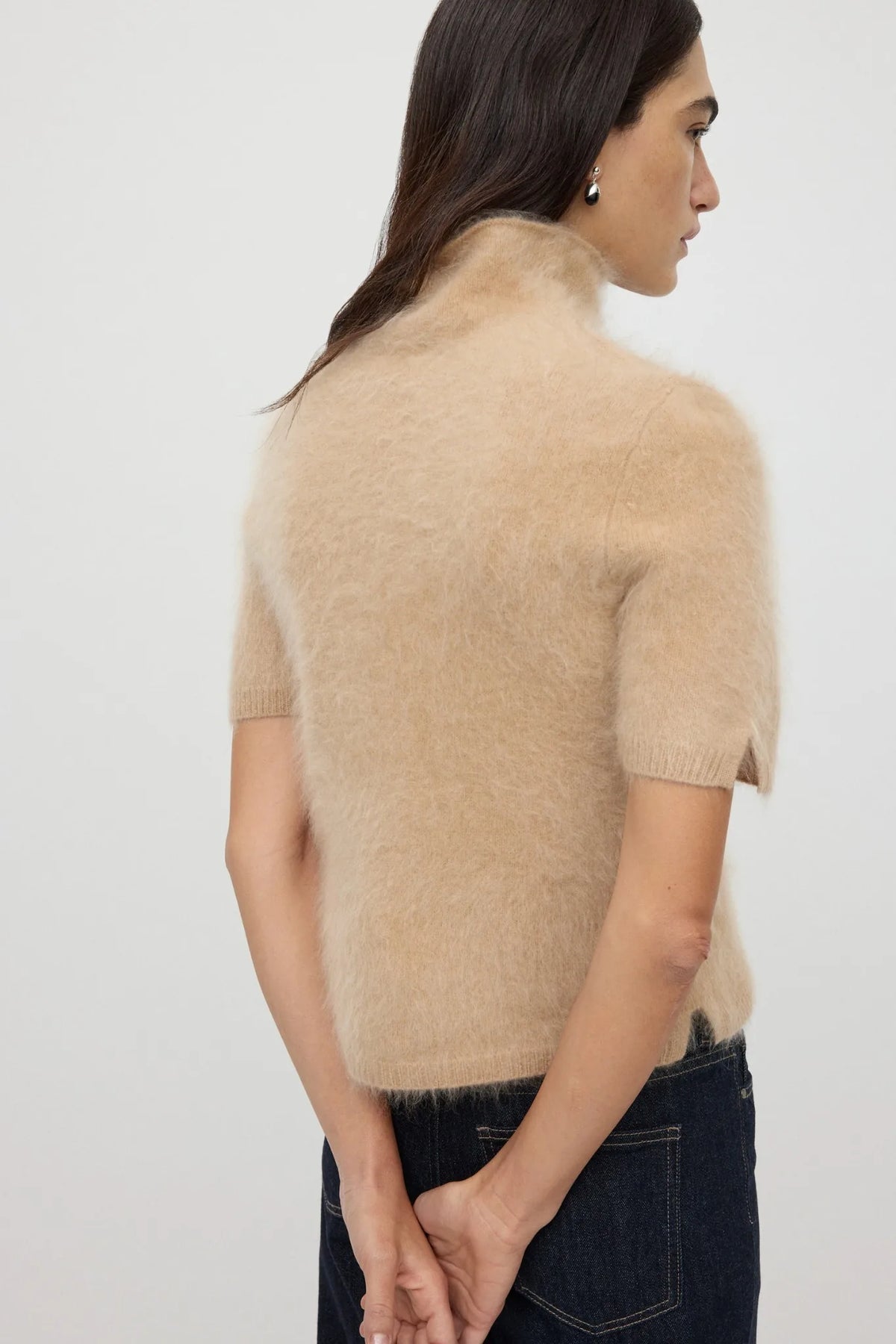 Pullover Brushed Short Sleeve Turtleneck in Camel