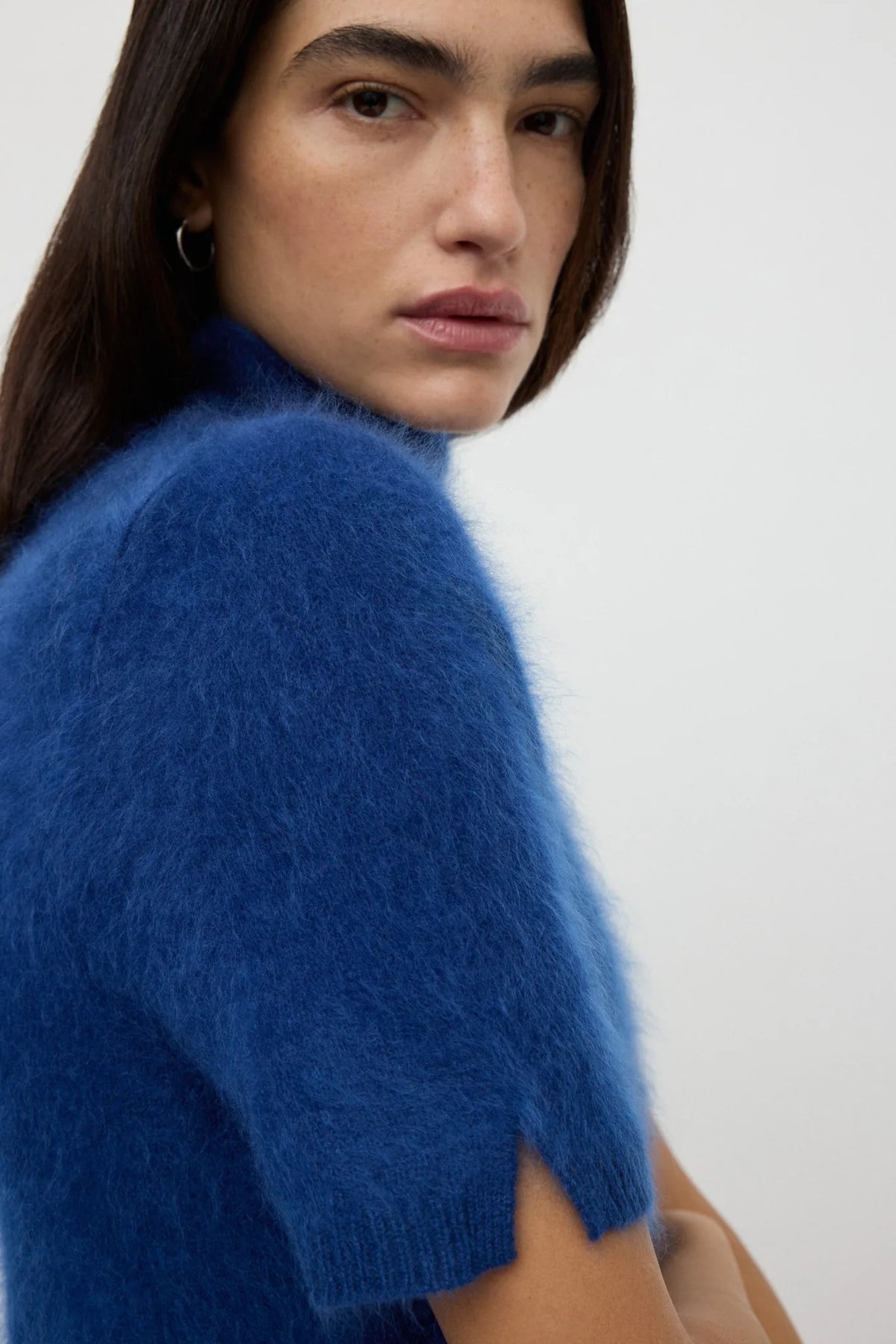 Pullover Brushed Short Sleeve Turtleneck in Ink Blue