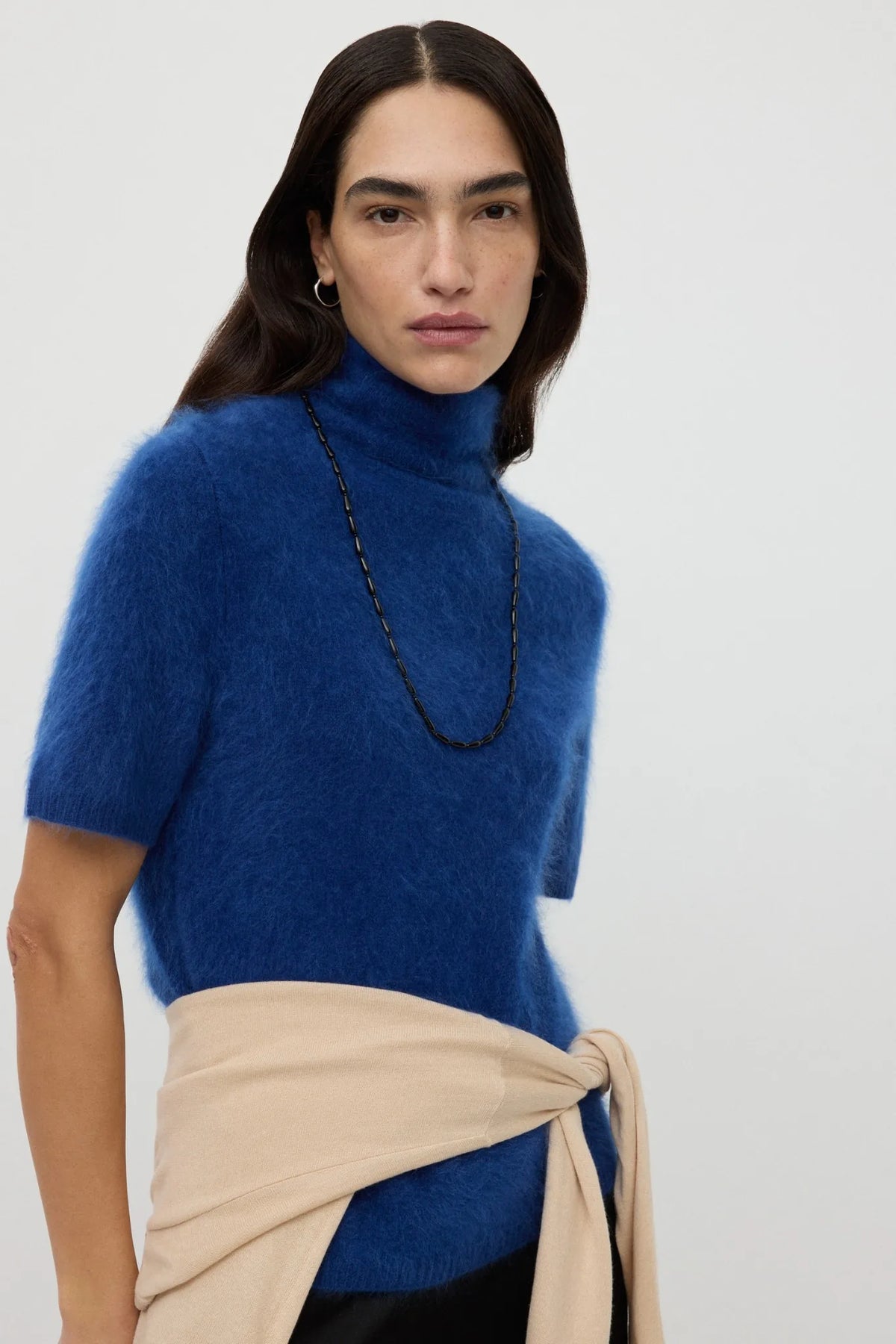 Pullover Brushed Short Sleeve Turtleneck in Ink Blue