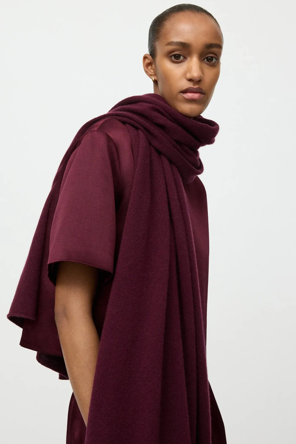 Schal Knitted Scarf in Bordeaux